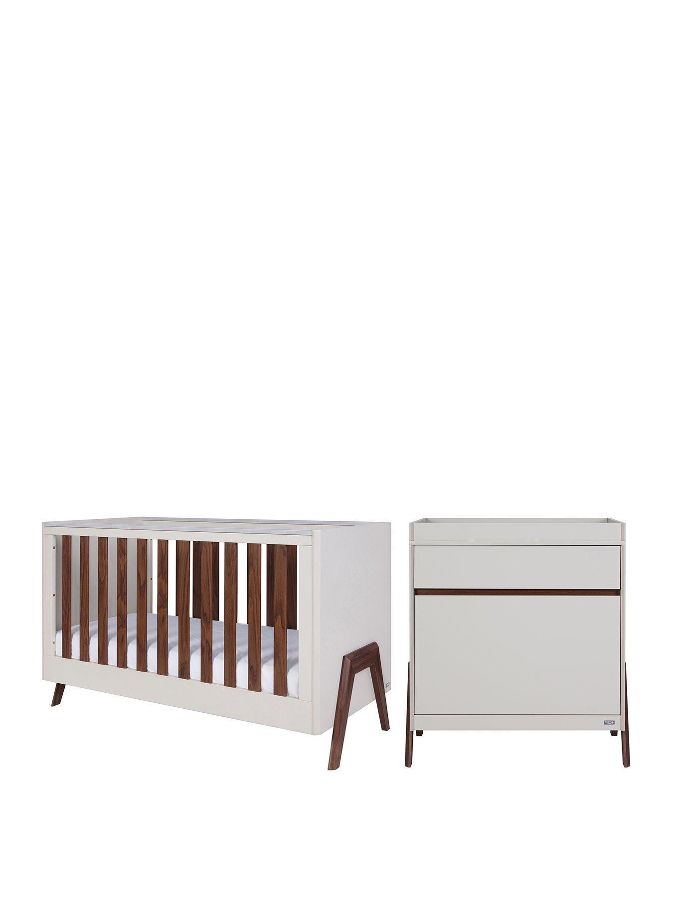 tutti-bambini-fuori-2-piece-furniture-room-set-white-sandwalnutstillFront