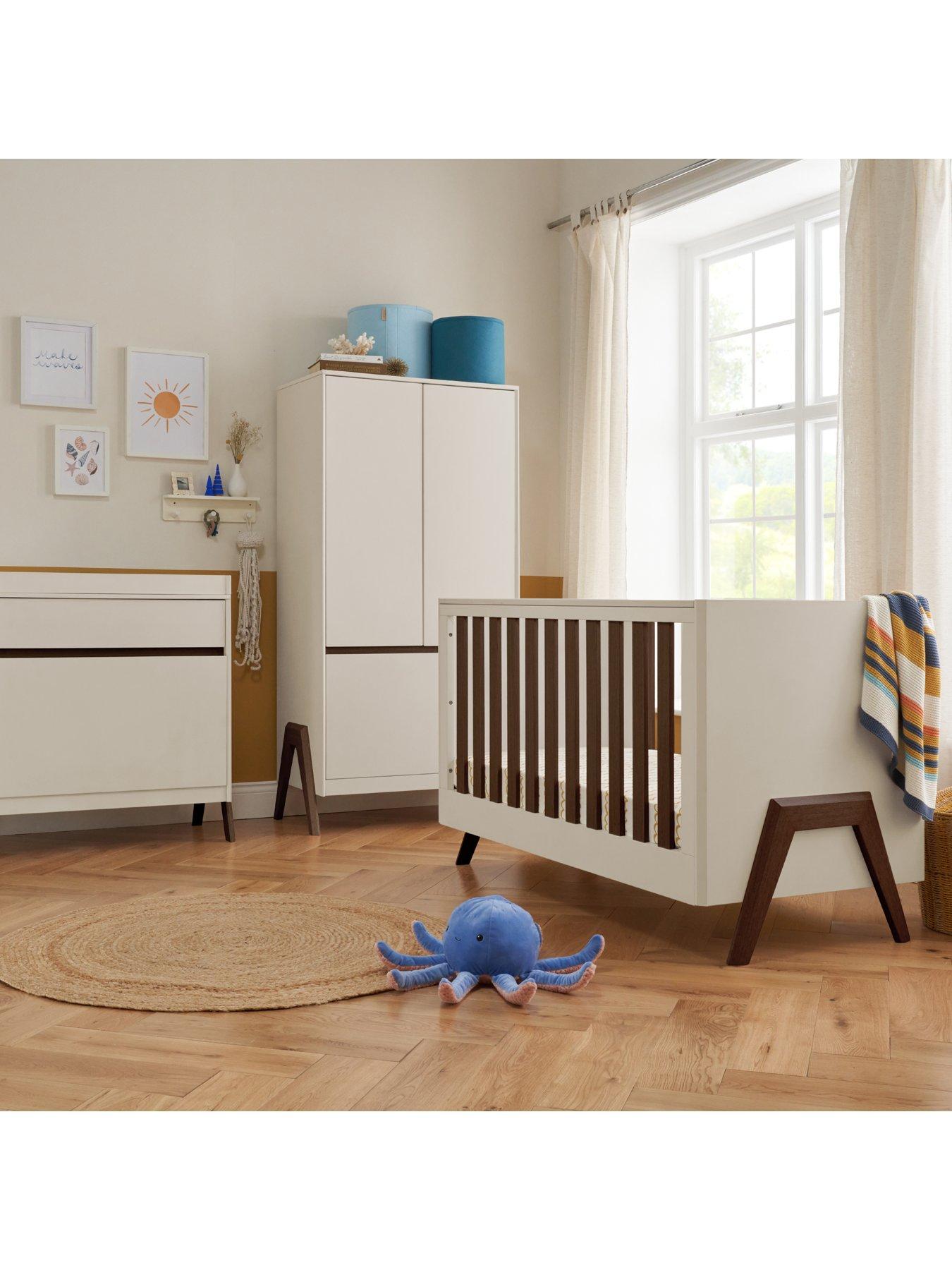 Tutti Bambini Fuori 3 Piece Furniture Room Set - White Sand/Walnut