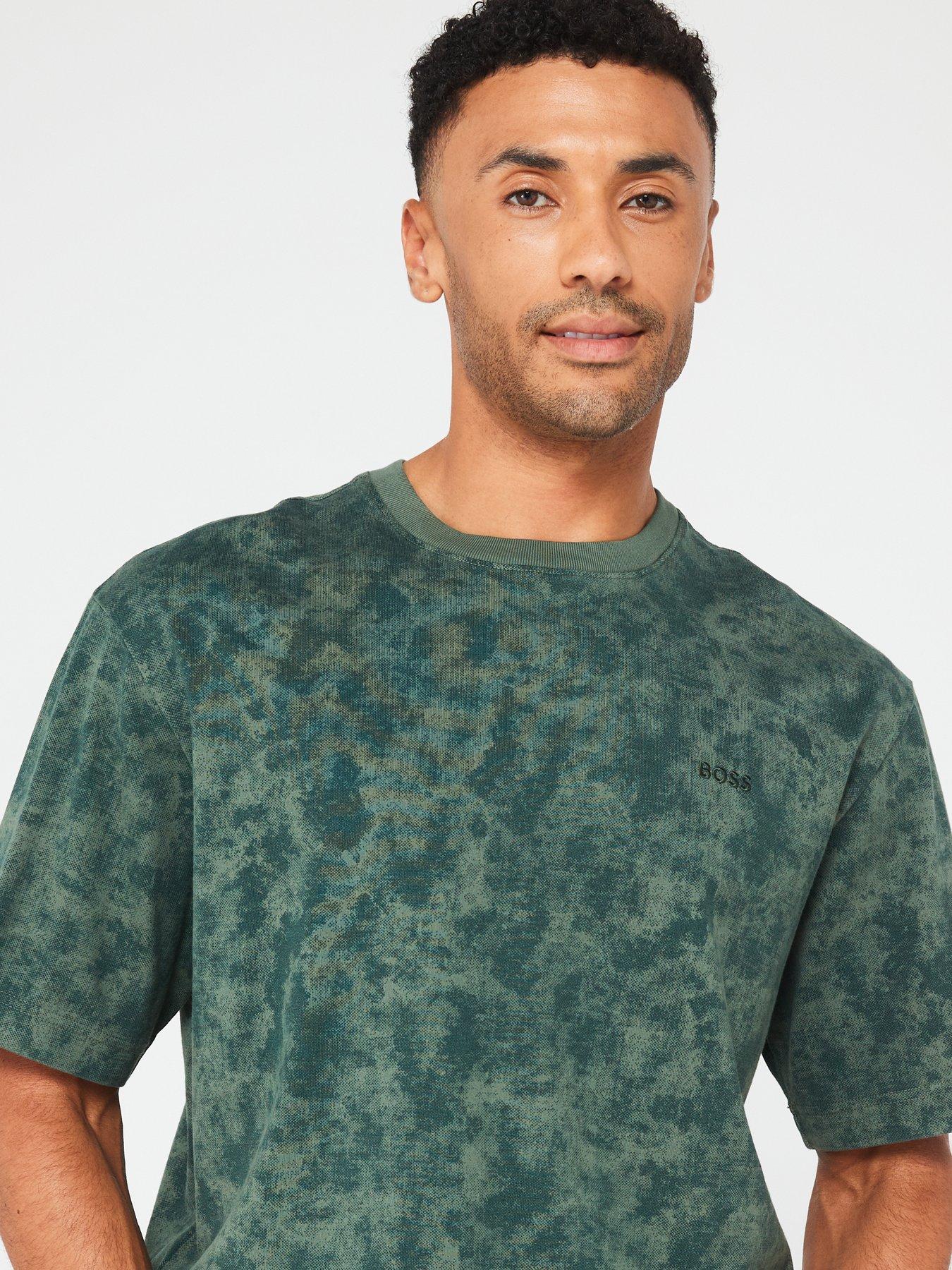 boss-boss-te_camo-print-t-shirtoutfit