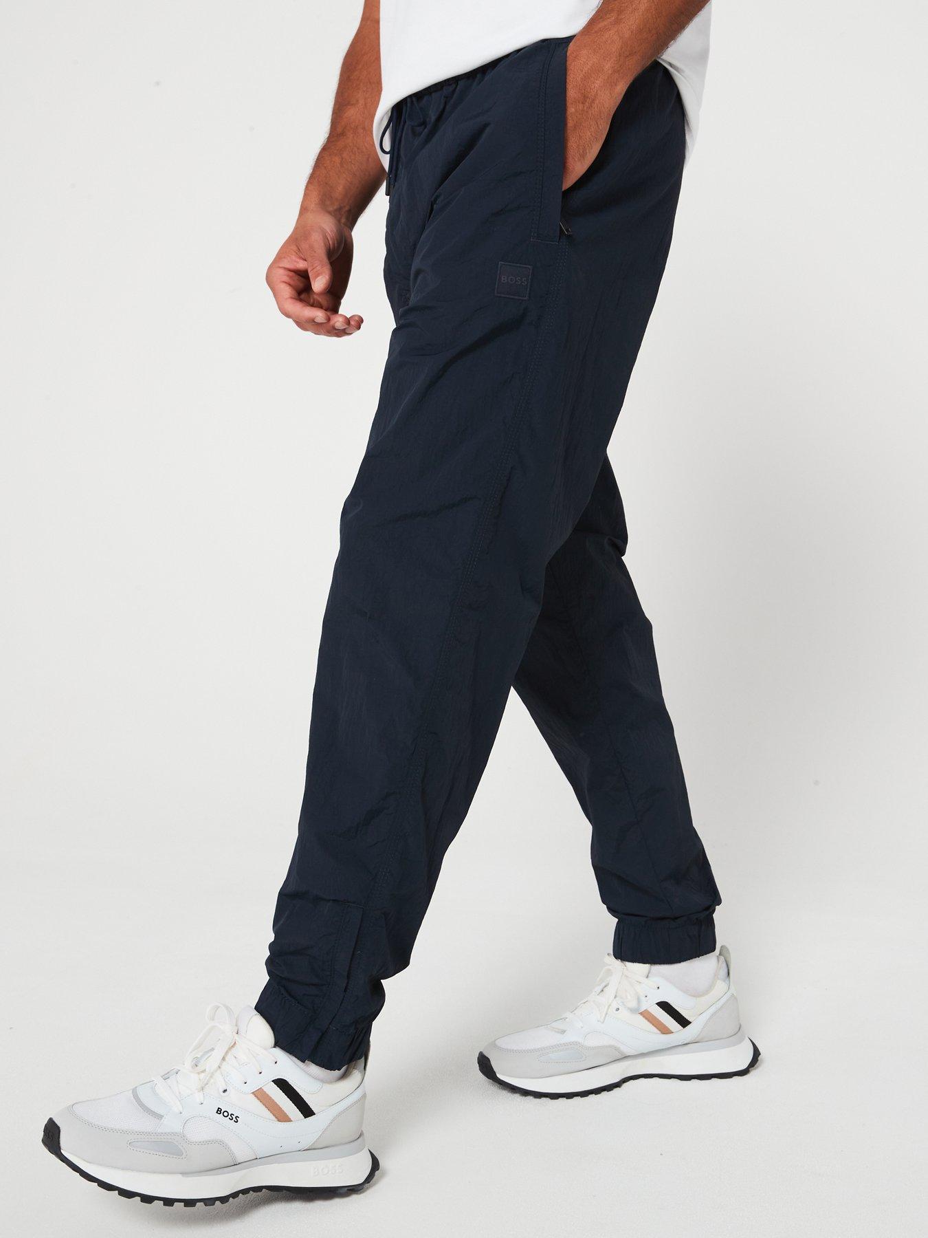 boss-sracky2-nylon-cuffed-joggers-navyoutfit