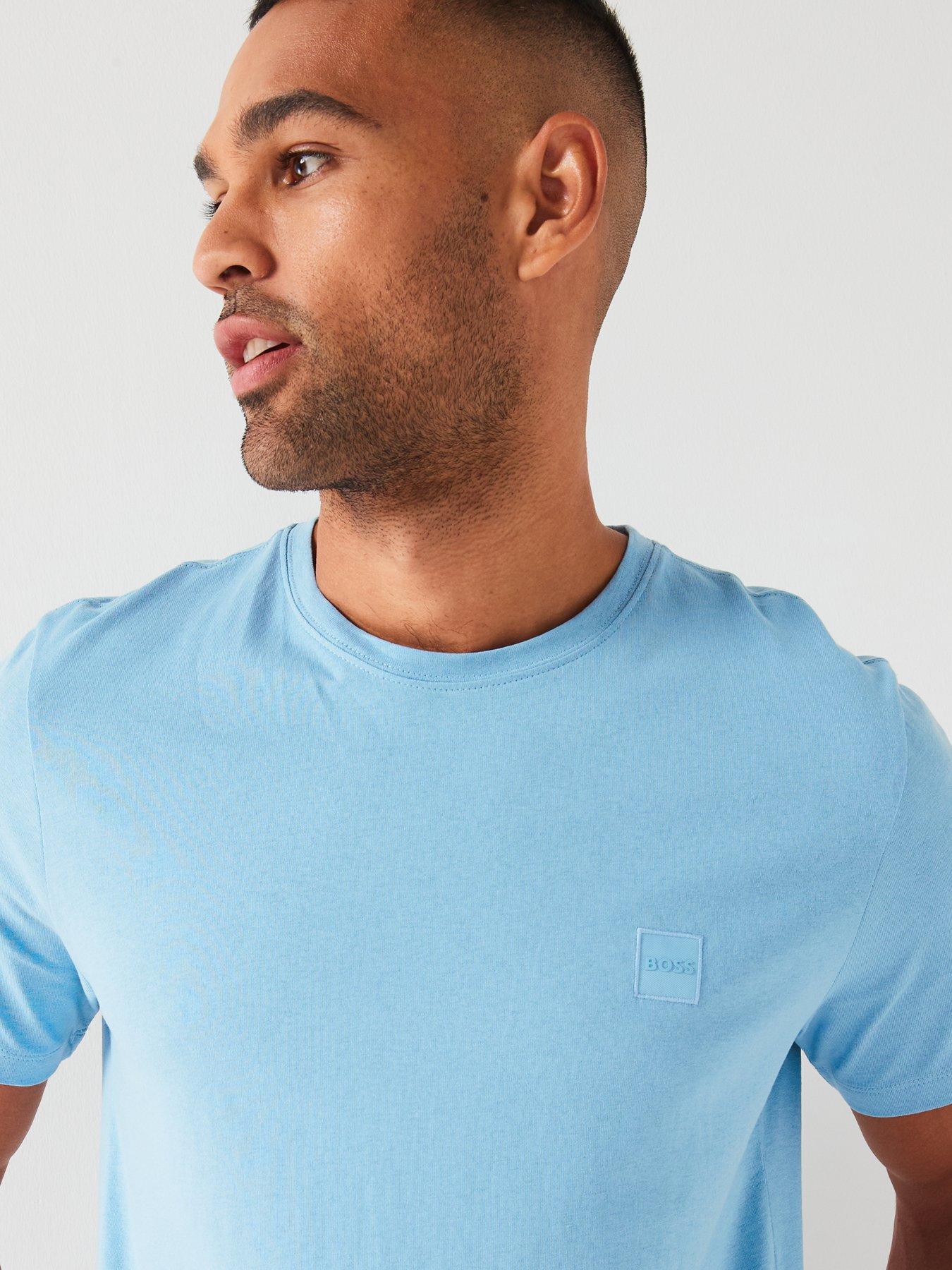 boss-tales-tonal-logo-relaxed-fit-t-shirt-light-blueoutfit