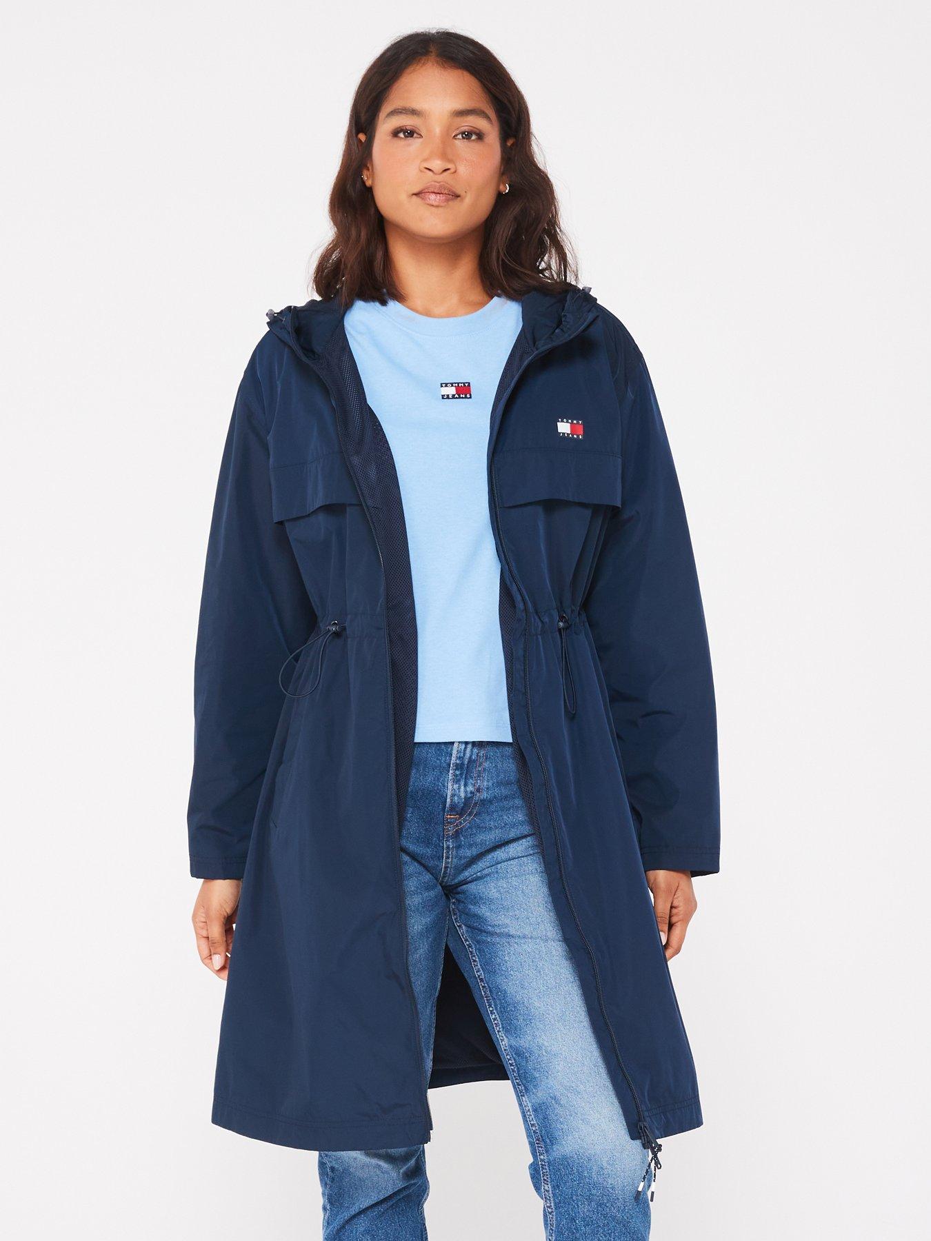 tommy-jeans-drawstring-waist-raincoat-navyoutfit