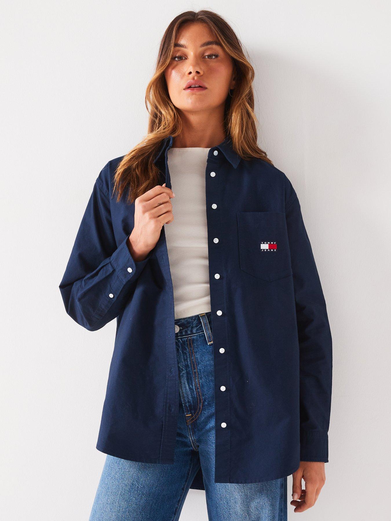 tommy-jeans-badge-logo-boyfriend-shirt-navy