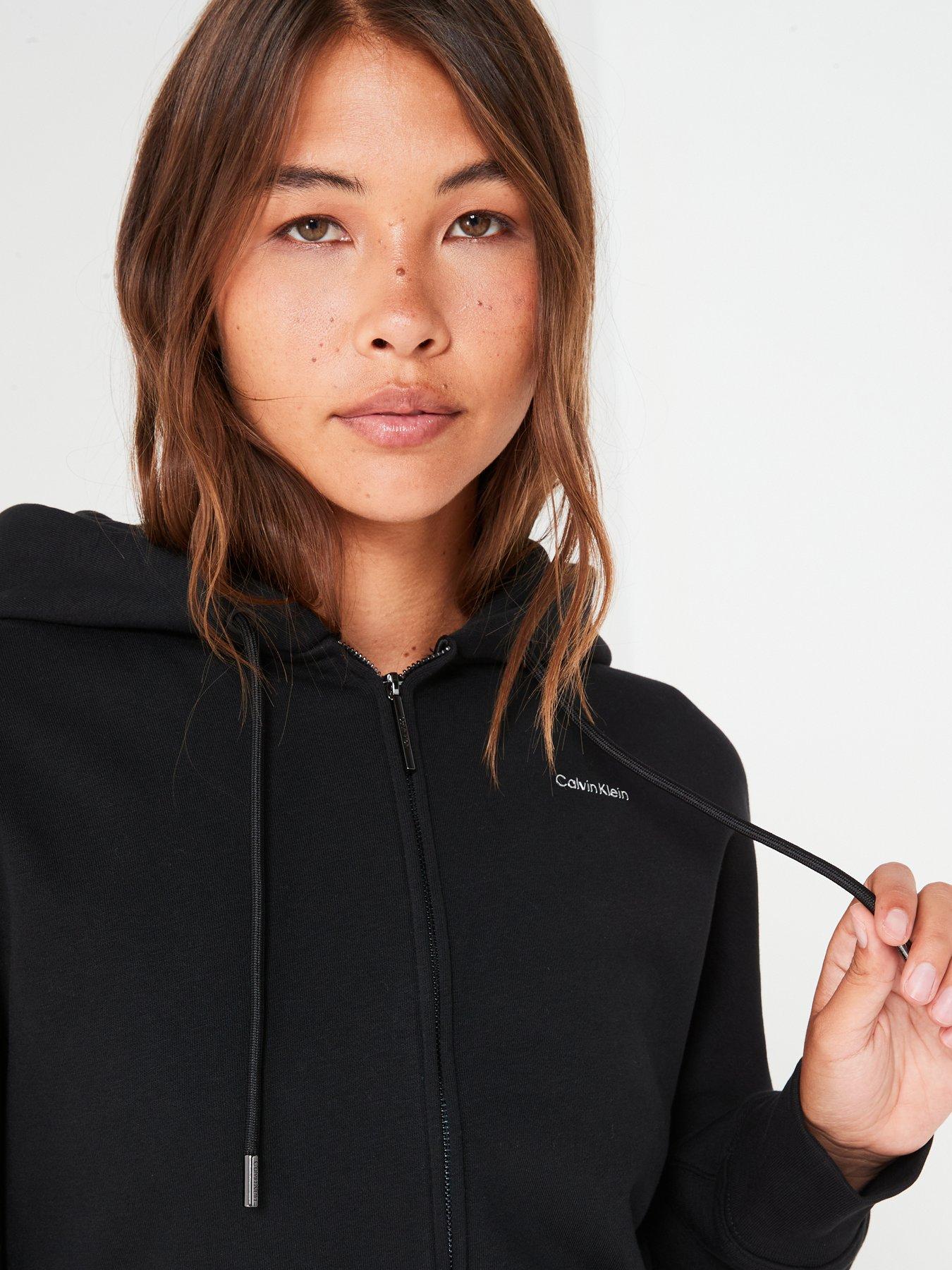 calvin-klein-nano-logo-zip-relaxed-hoodie-blackoutfit