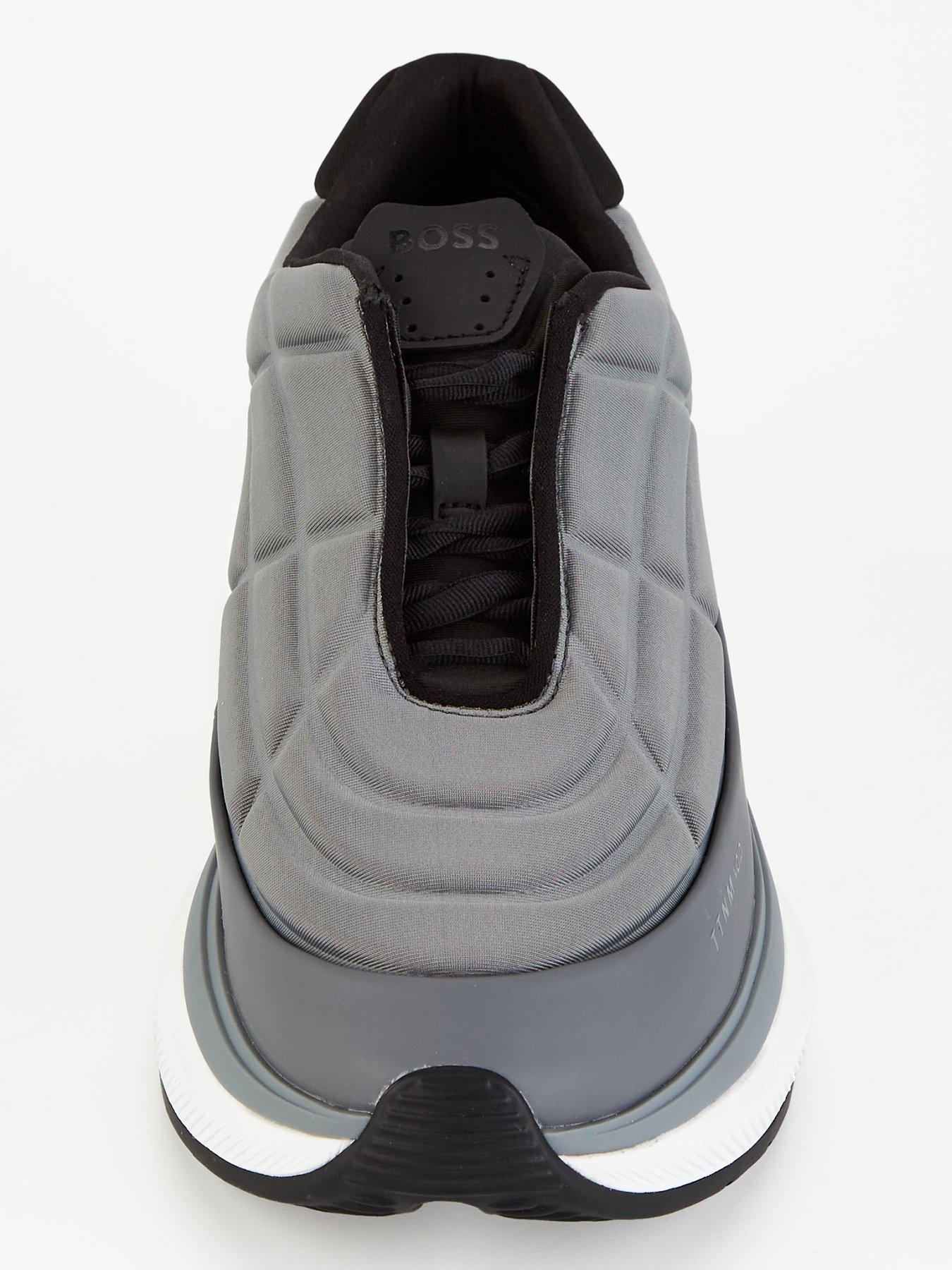 boss-titanium-void-midsole-tech-sneaker-greyoutfit