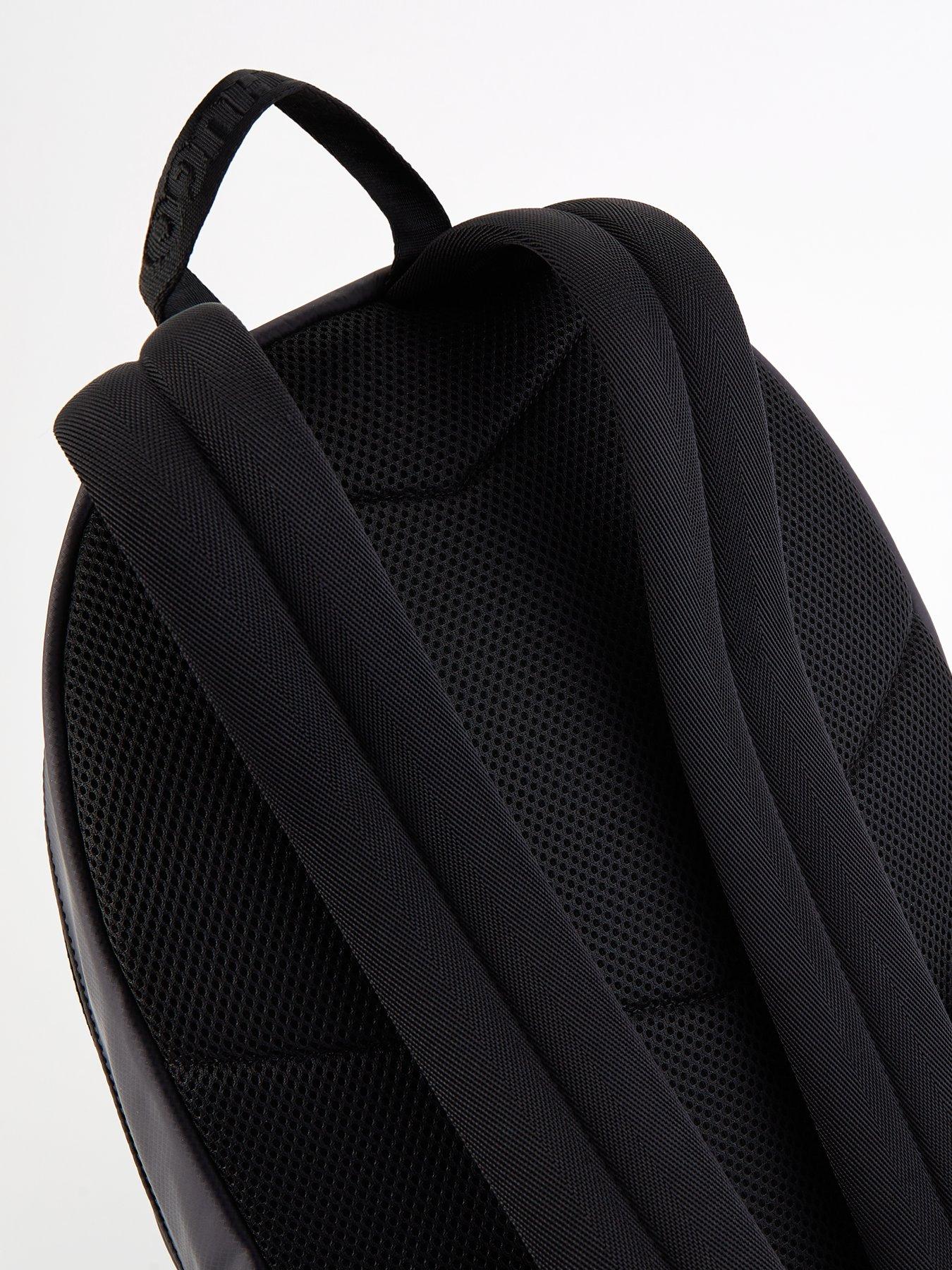 hugo-hugo-hans-mesh-panel-logo-backpack-blackoutfit