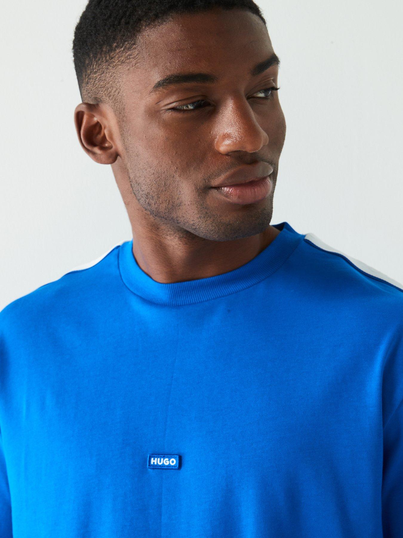 hugo-blue-neloy-regular-fit-shoulder-tape-t-shirt-blueoutfit