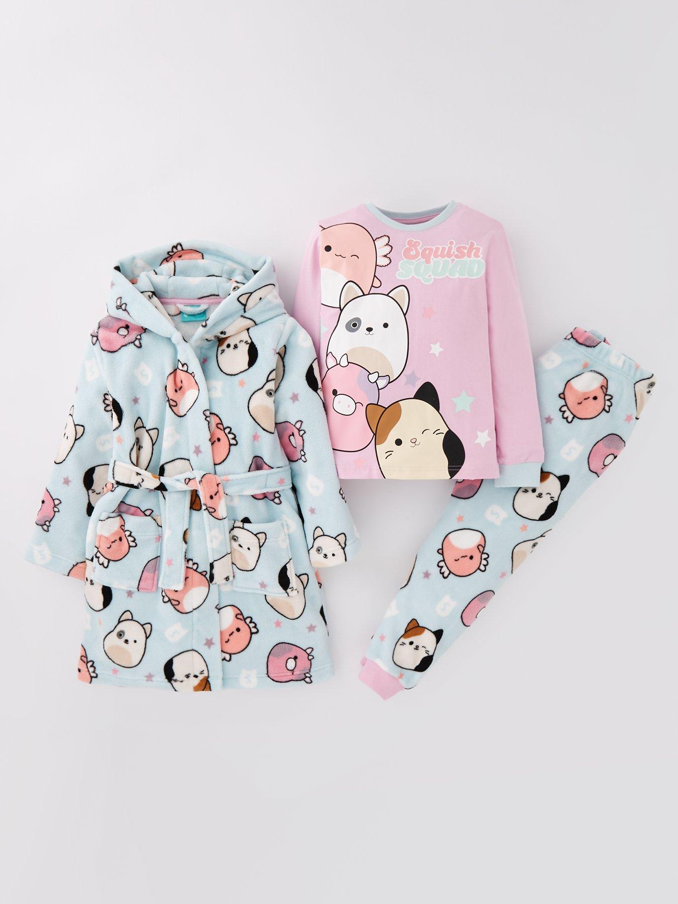 squishmallows-3-piece-pyjamas-and-dressing-gown-multi