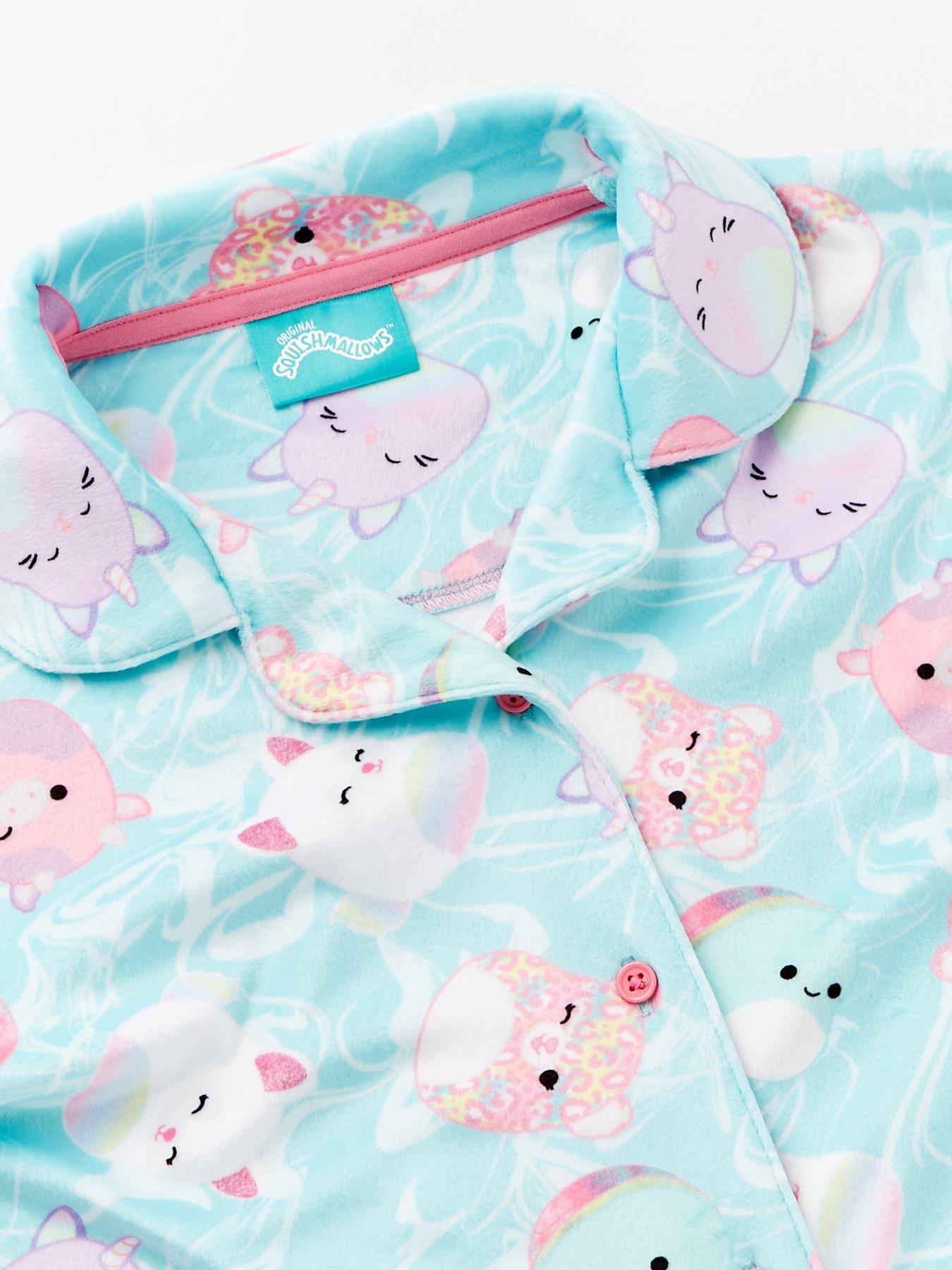 squishmallows-button-through-fleece-pyjamas-multioutfit