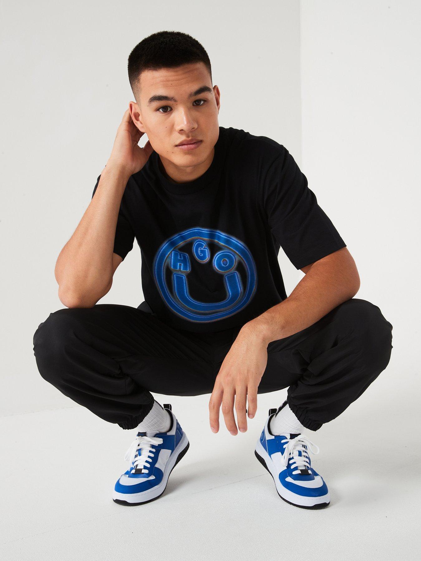 hugo-blue-nakoree-regular-fit-smiey-face-t-shirt-blackoutfit