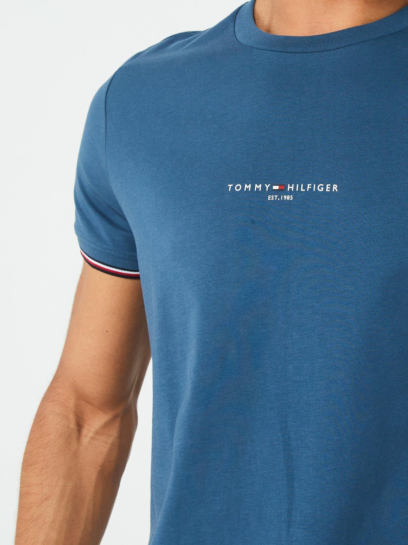 tommy-hilfiger-tommy-hilfiger-small-centre-logo-tipped-t-shirt-blueoutfit