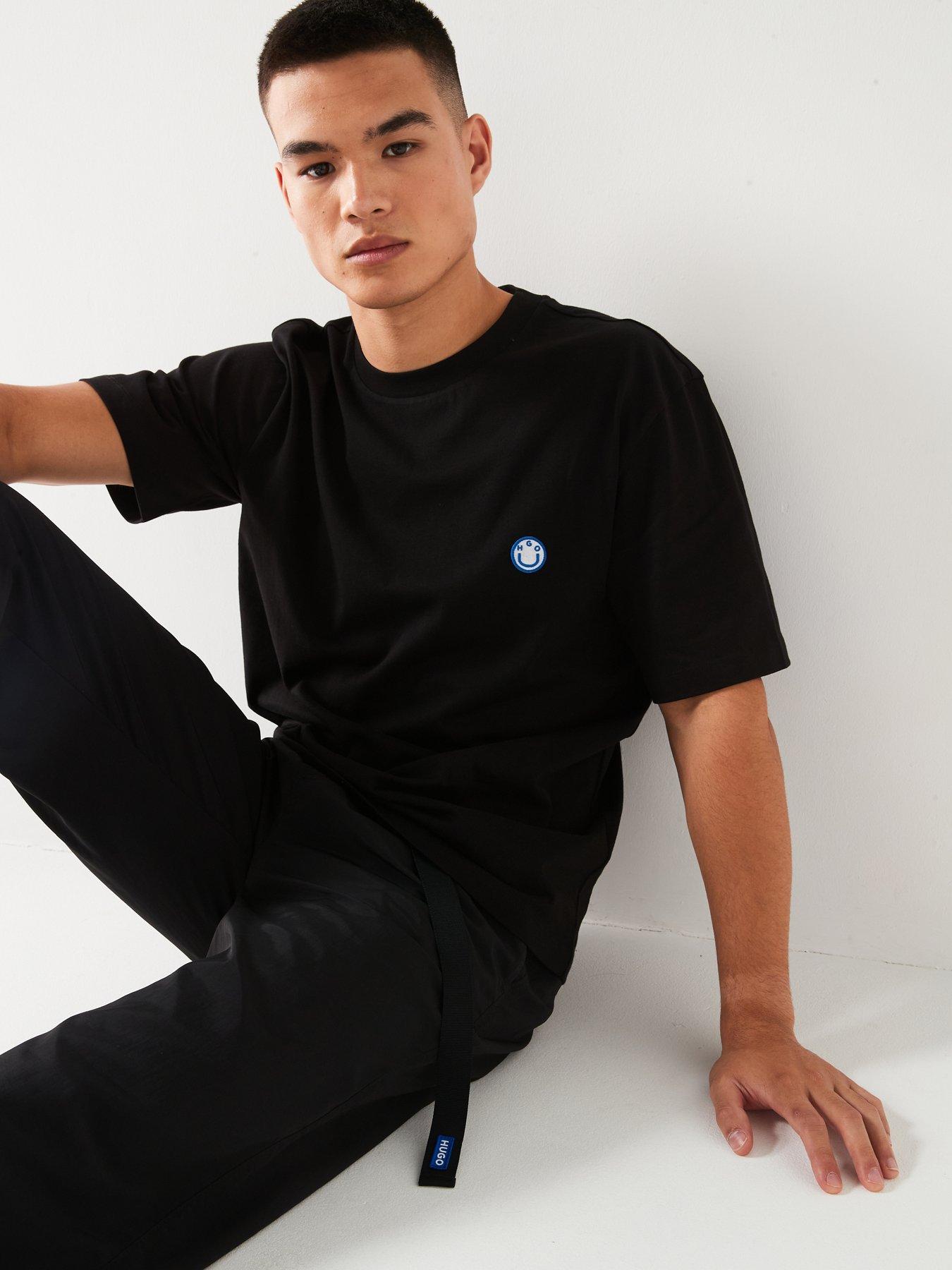 hugo-blue-niley-regular-fit-tonal-logo-smiley-t-shirt-blackdetail