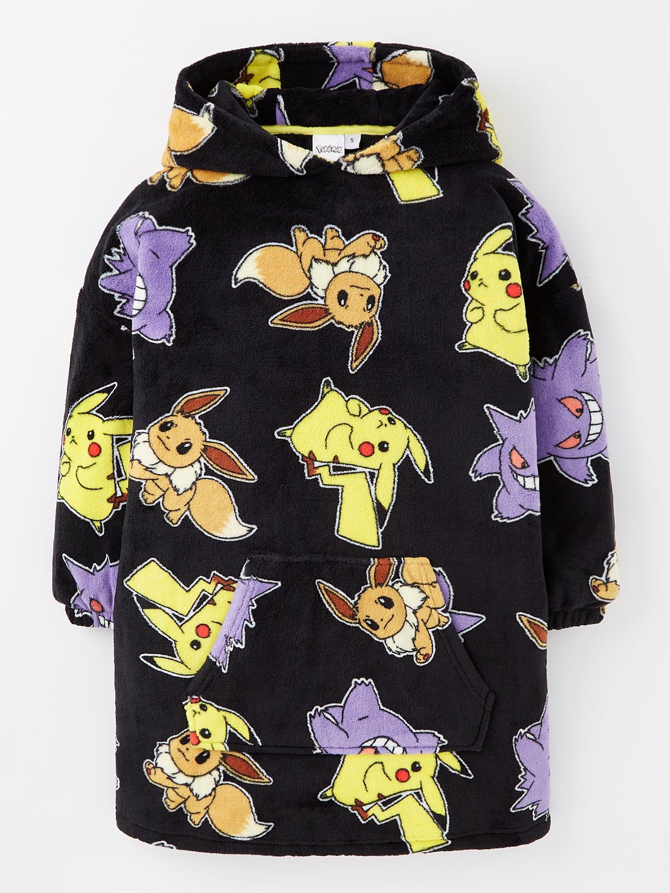 pokemon-pokemon-all-over-print-hooded-fleece-blanket