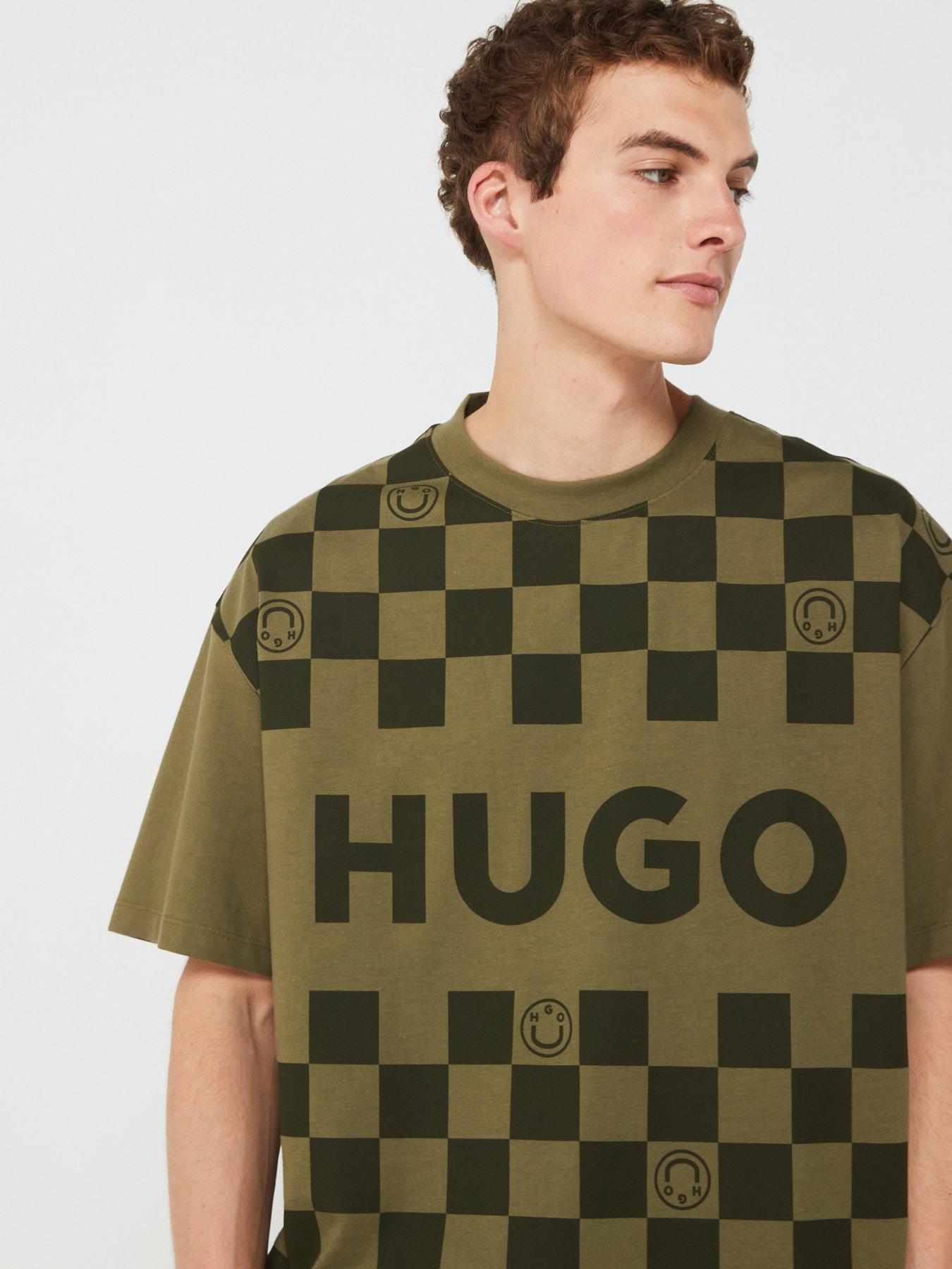 hugo-blue-narliparo-loose-fit-checkerboard-print-t-shirt-khakioutfit