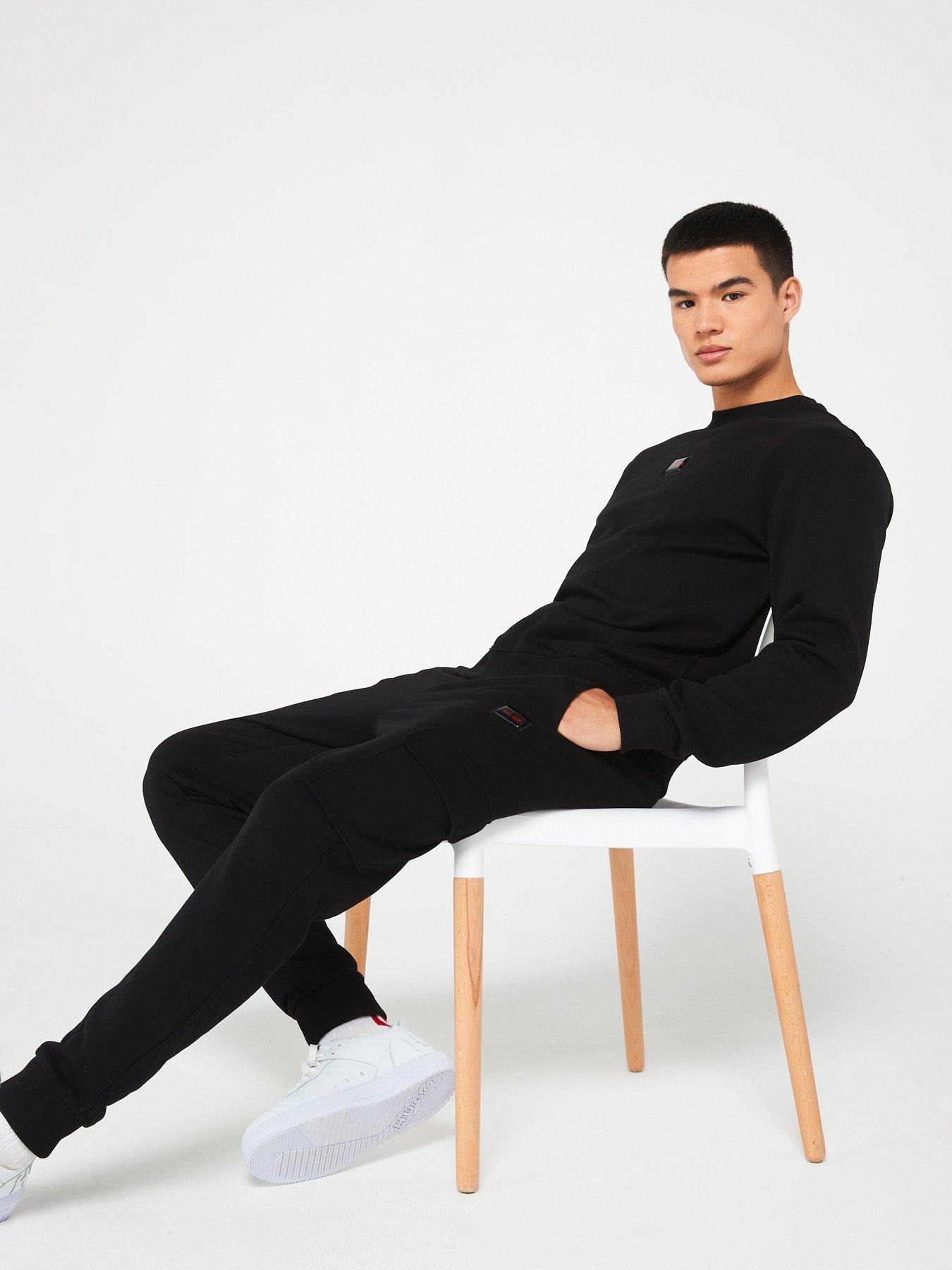 hugo-hugo-dwellrom-relaxed-fit-gel-logo-cargo-joggers-blackdetail