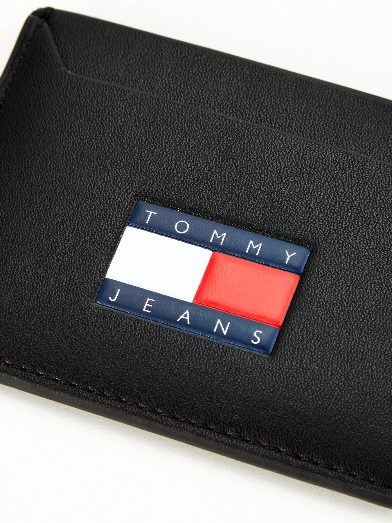 tommy-jeans-tommy-jeans-archive-leather-flag-card-holder-blackoutfit