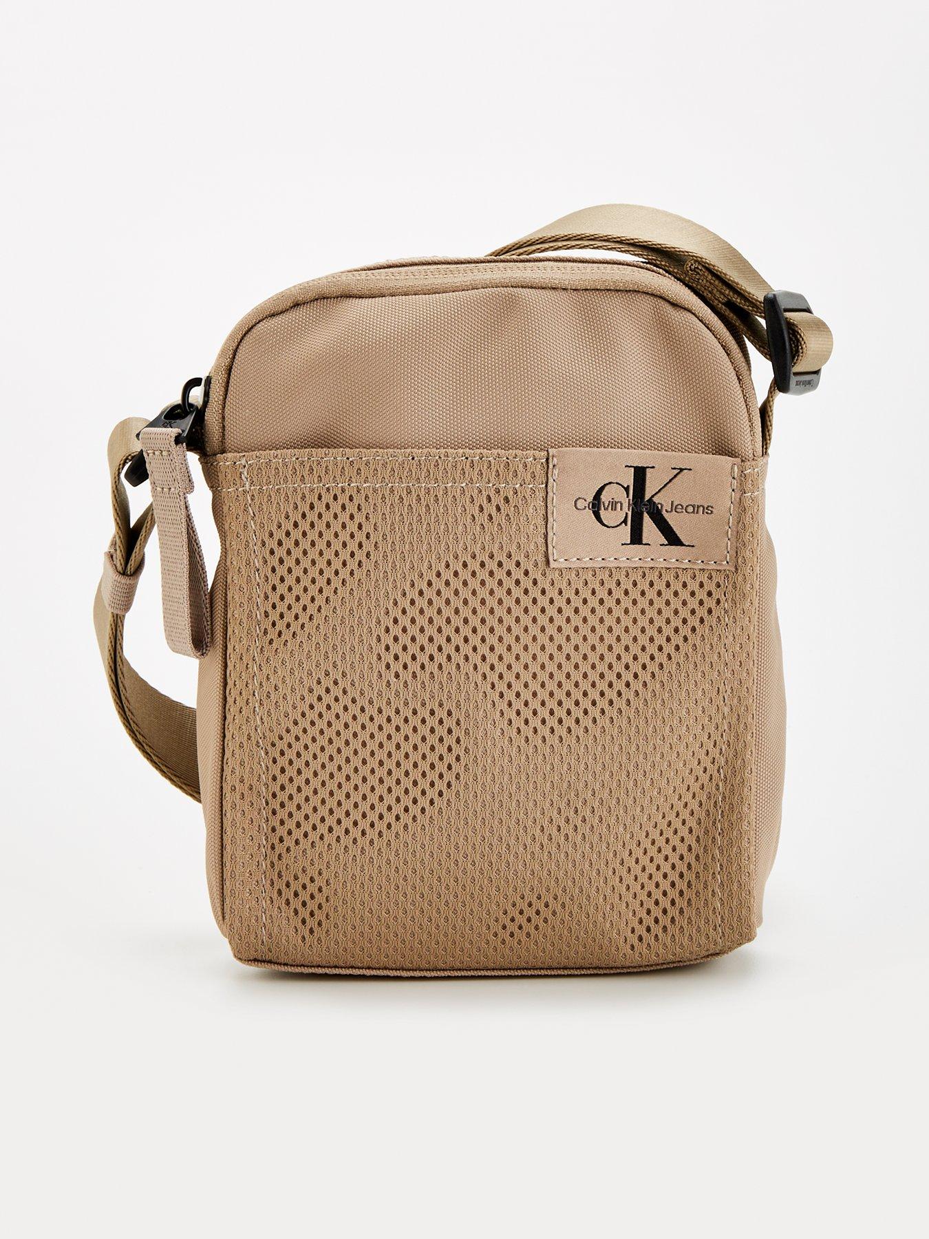 calvin-klein-jeans-calvin-klein-jeans-mono-logo-sport-essentials-mesh-panel-reporter-bag-beige