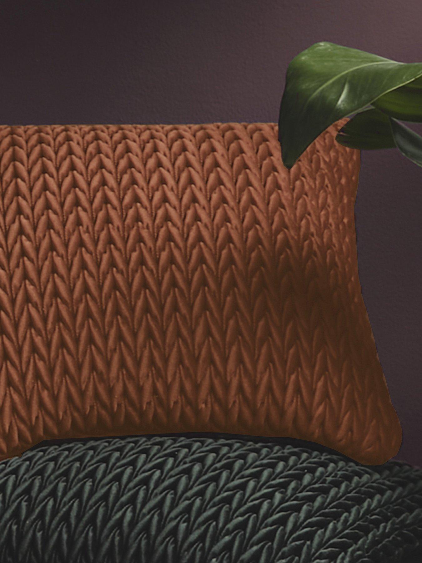 Laurence Llewelyn-Bowen Amory Filled Cushion- 43x43cm