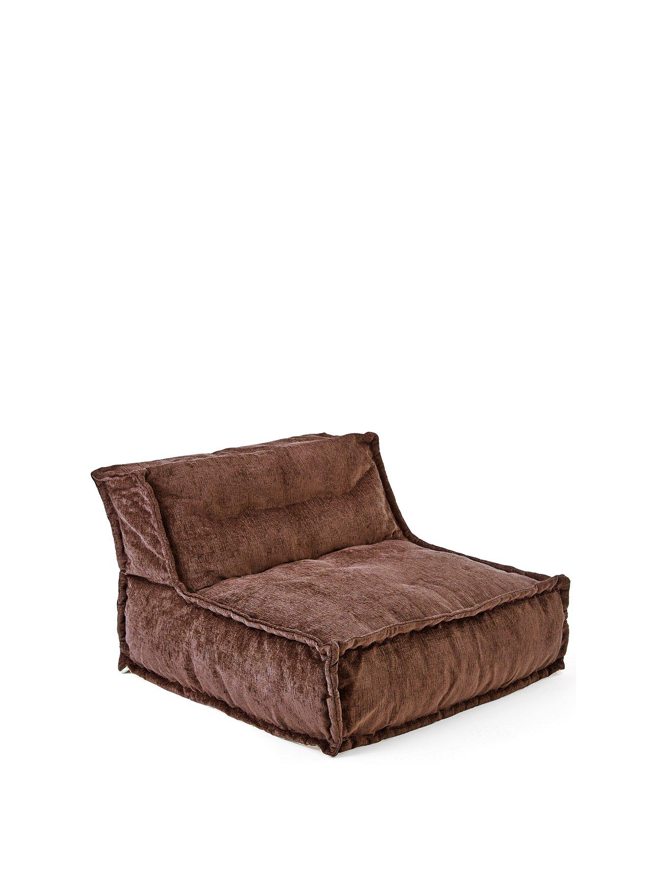 kaikoo-hand-quilted-lounger-chairstillFront