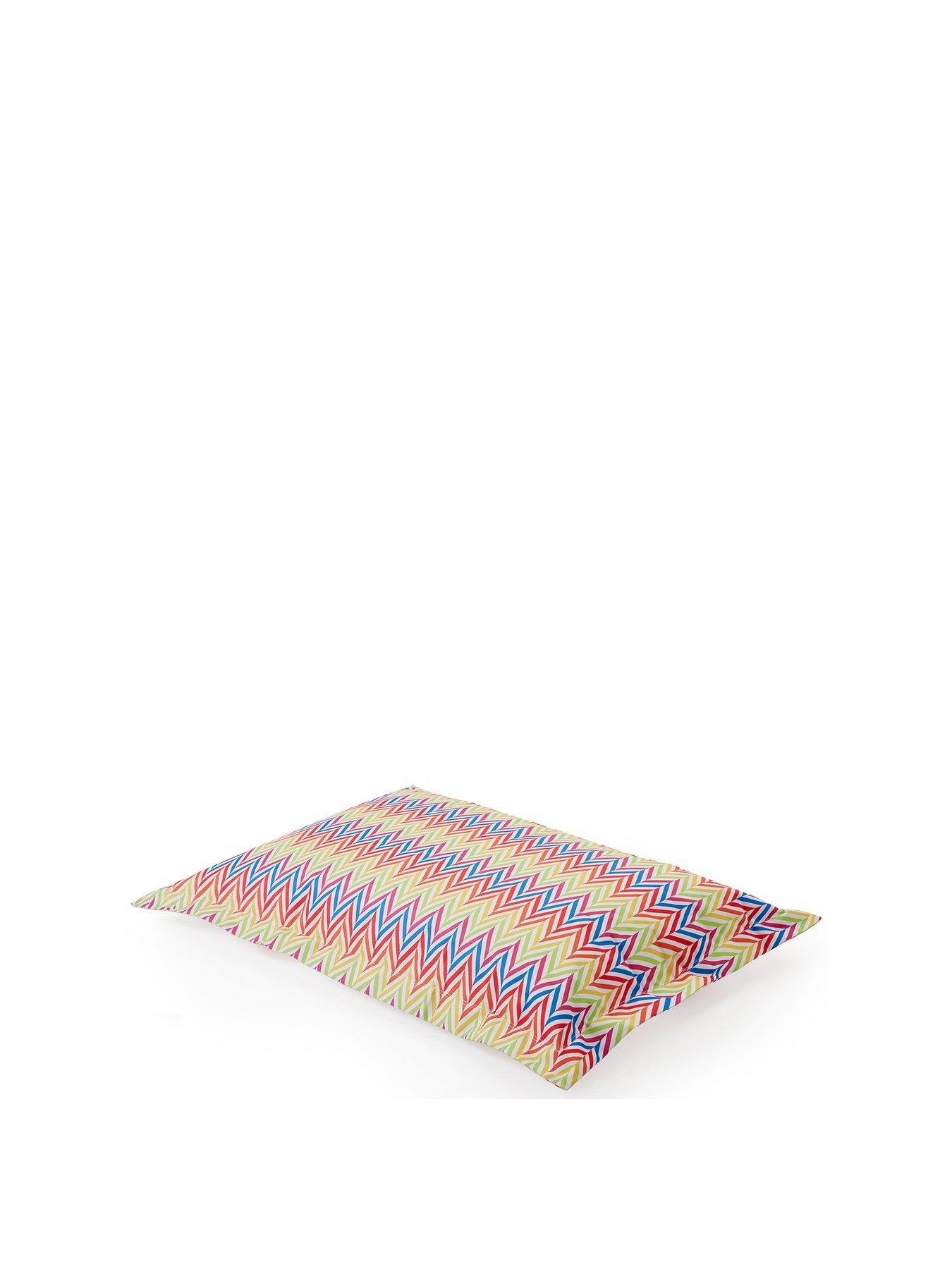 kaikoo-indooroutdoor-extra-large-floor-cushion-ndash-chevron-printstillFront