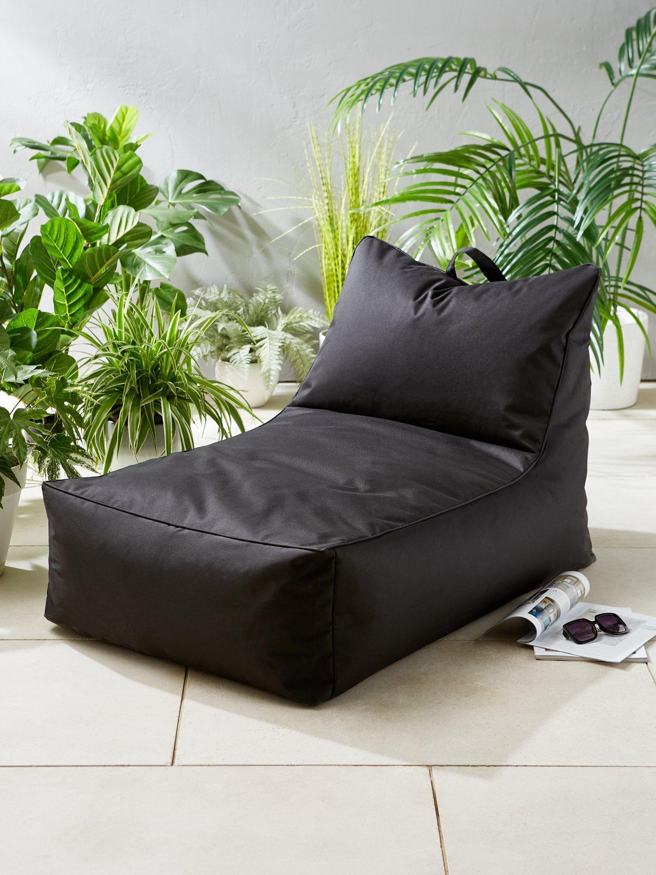 kaikoo-indooroutdoor-day-bed-in-black