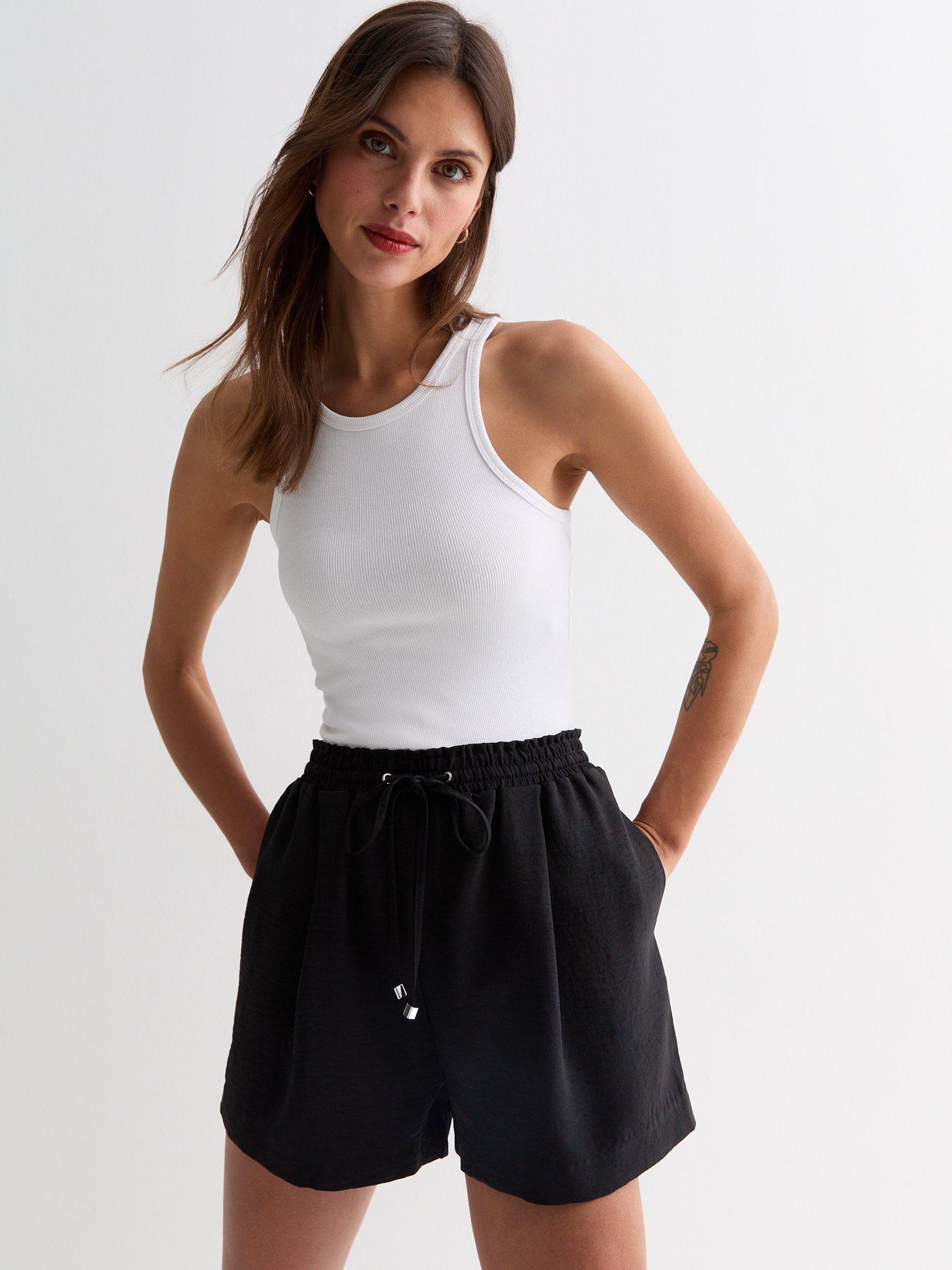 new-look-black-drawstring-waist-shorts