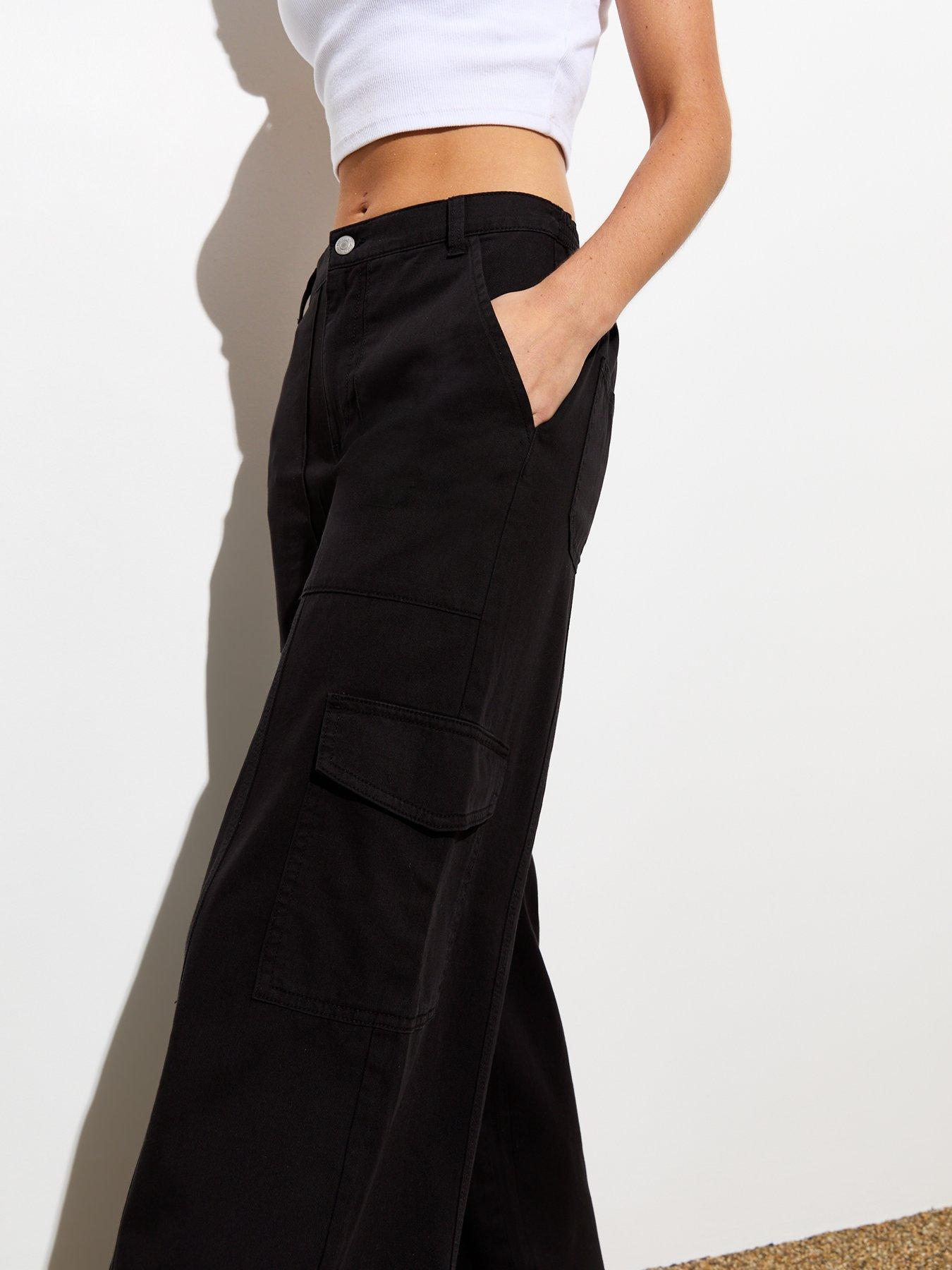 new-look-denim-wide-leg-cargo-trousers-blackoutfit