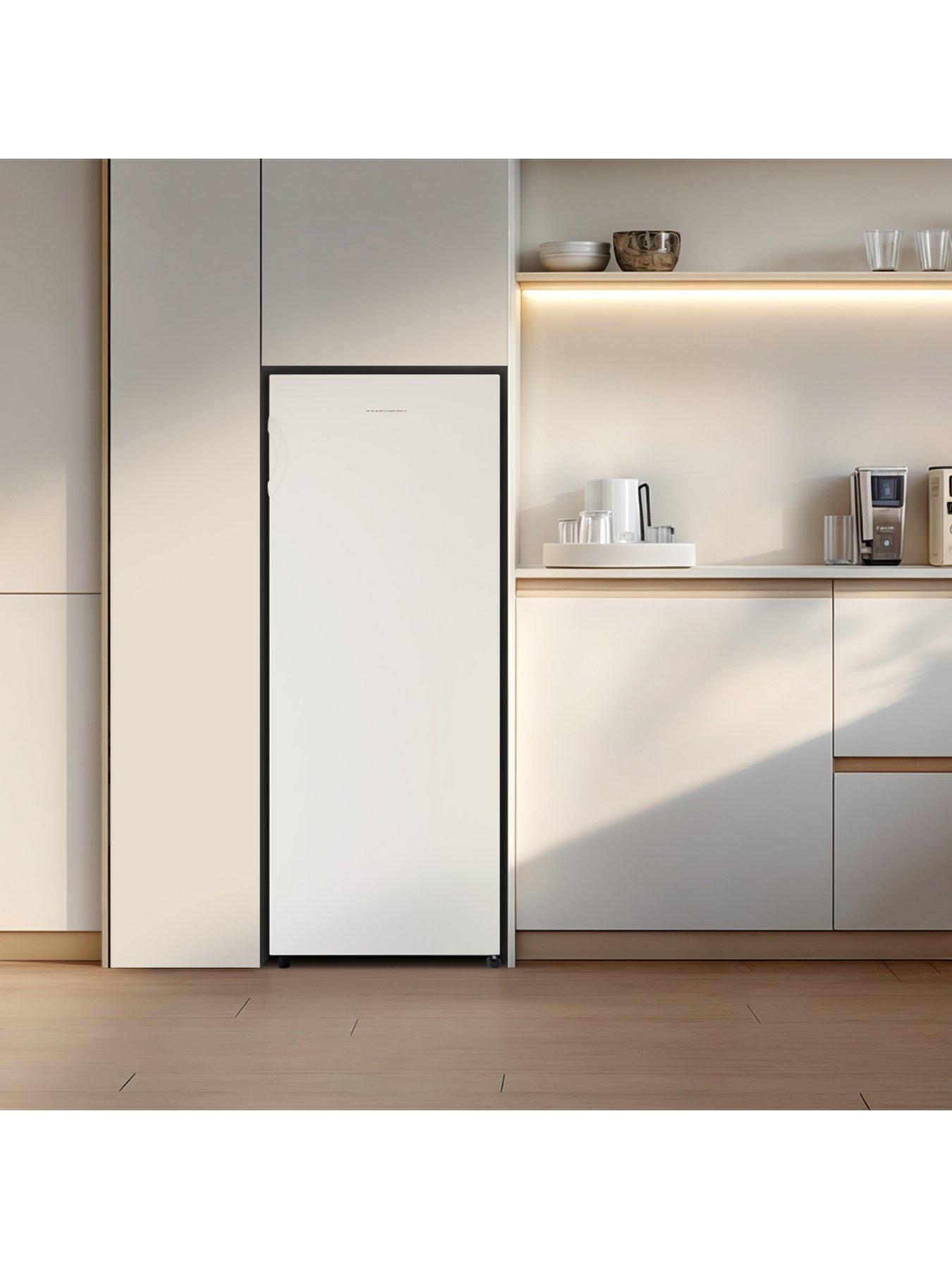 Image 7 of 7 of Fridgemaster Fridgemaster MTL55242E Freestanding Tall Fridge - White
