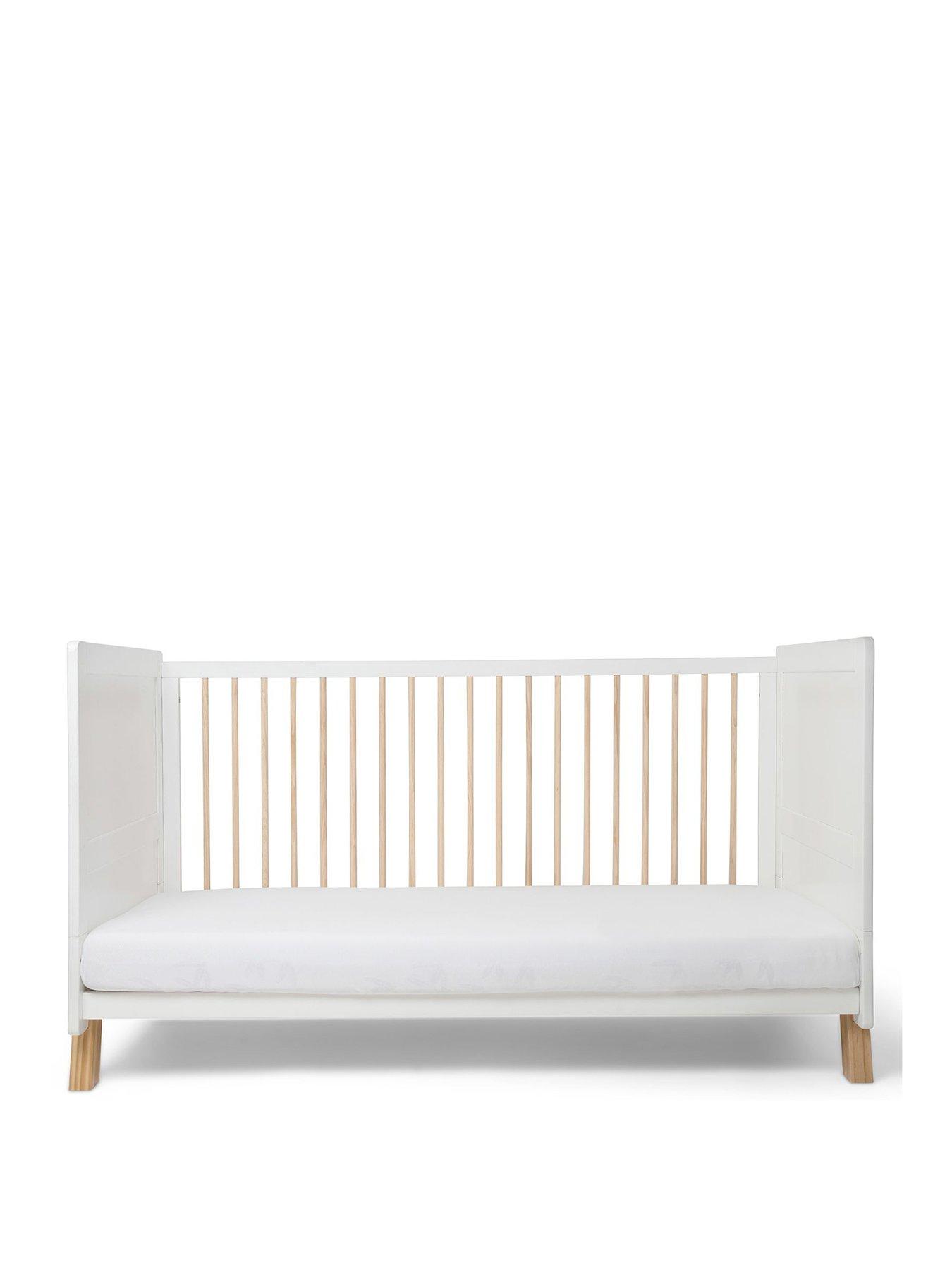 Image 3 of 6 of Clair De Lune Essentials Cot Bed