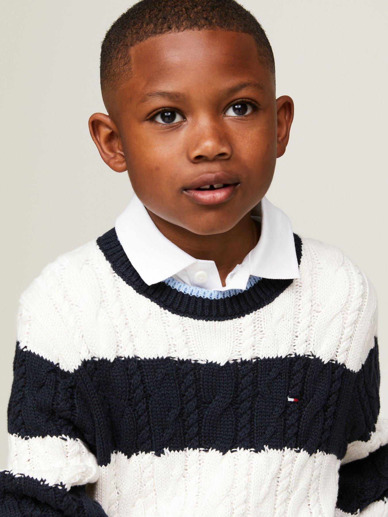 tommy-hilfiger-boys-colorblock-cable-regular-sweater-navywhiteoutfit