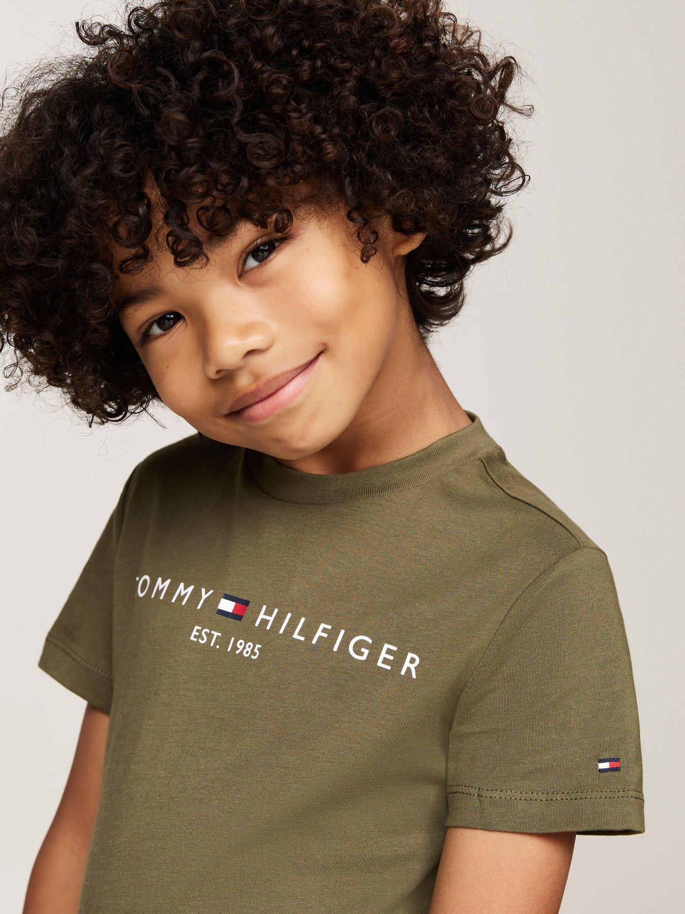 tommy-hilfiger-boys-short-sleeve-essential-logo-short-sleeve-t-shirt-khakistillFront