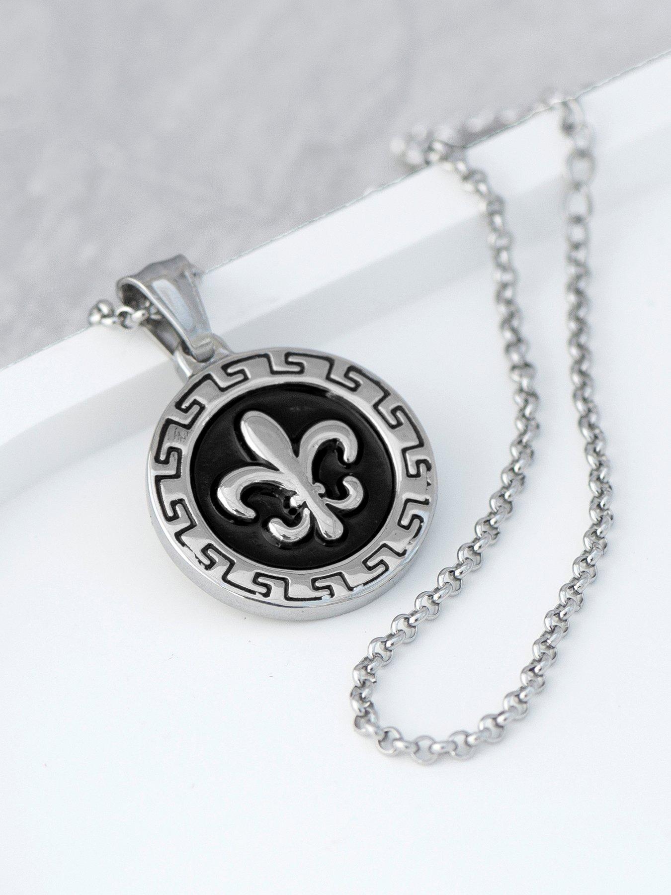 treat-republic-personalised-mens-fleur-de-lis-pendantstillFront