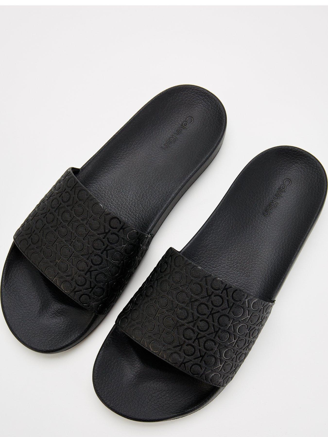 calvin-klein-calvin-klein-mono-logo-pool-slide-blackoutfit