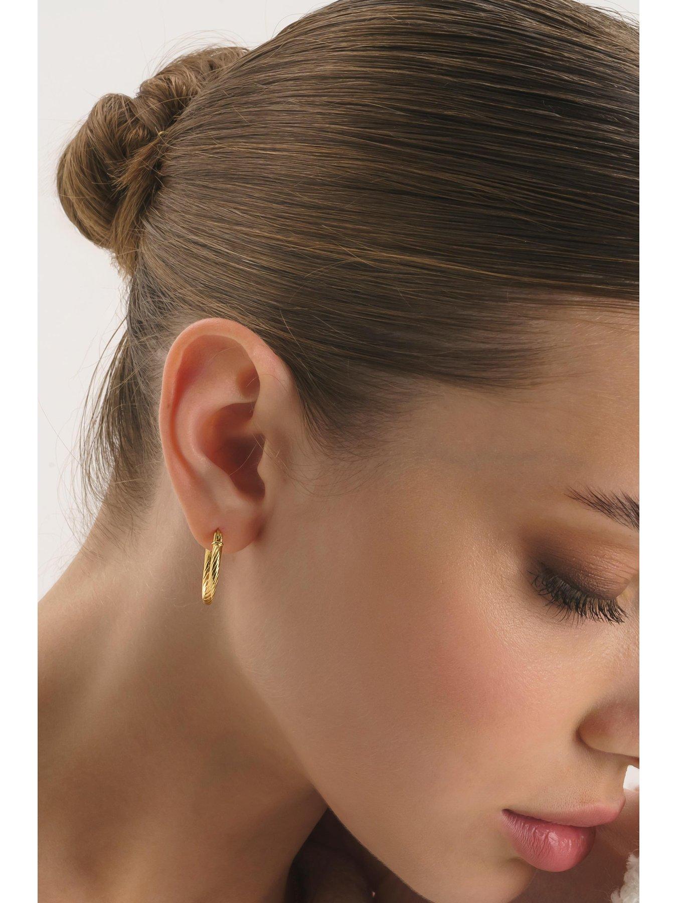 elk-bloom-small-gold-twist-huggie-hoop-earrings-goldback