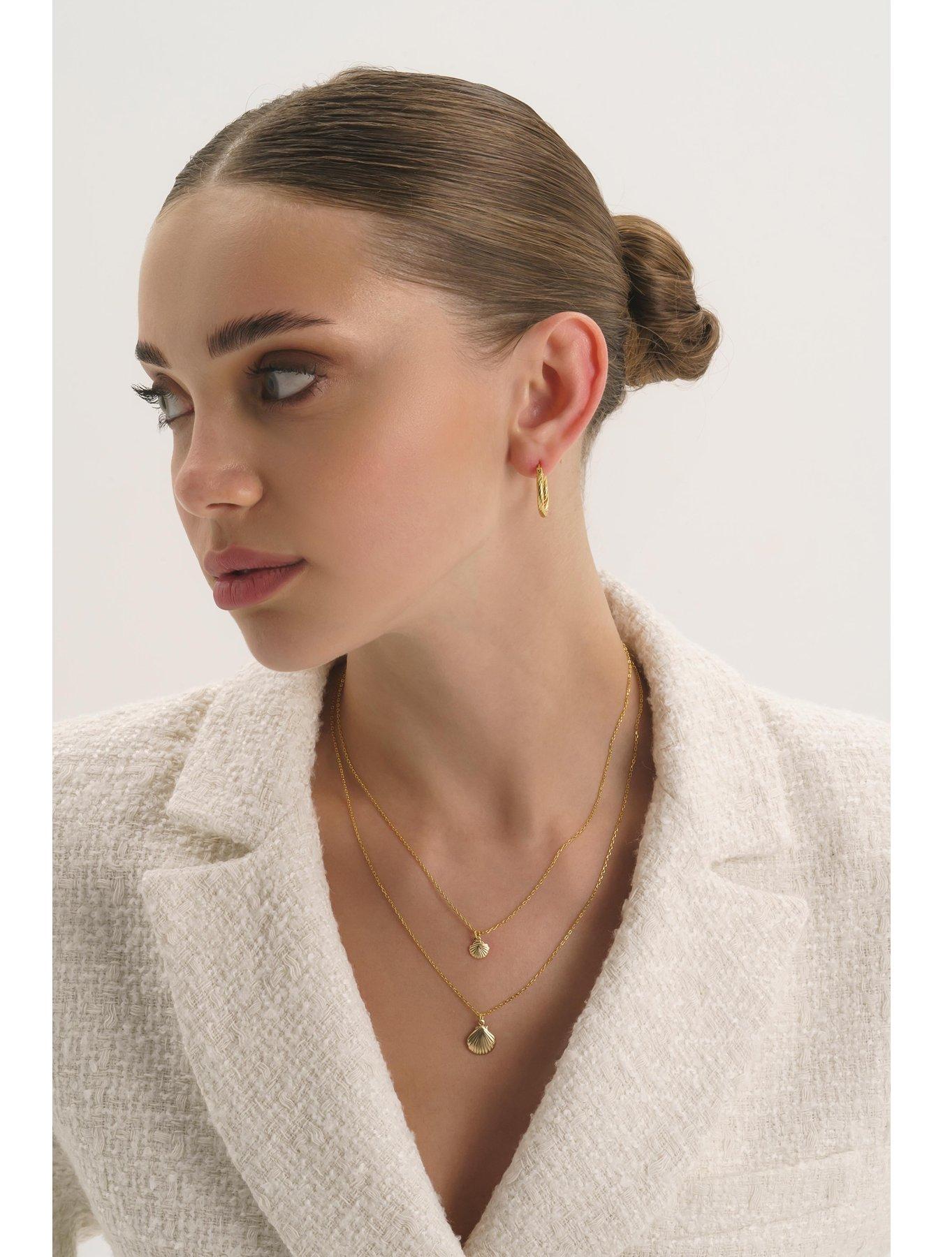 elk-bloom-dainty-18k-gold-plated-shell-clam-necklacestillFront