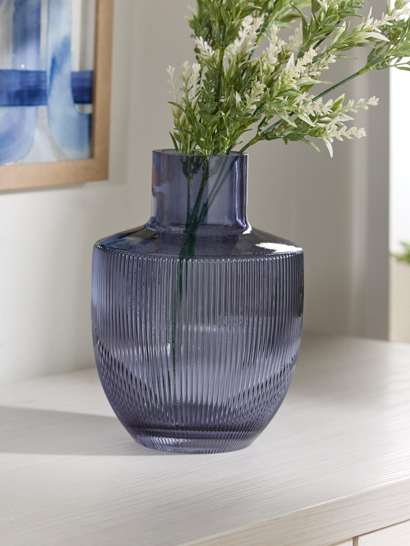 very-home-ribbed-run-vase-blue