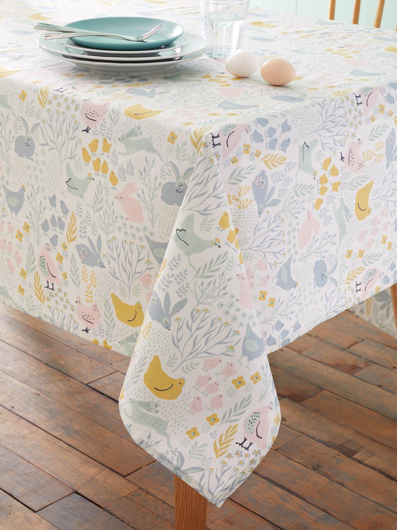 catherine-lansfield-cottage-friends-tablecloth-ndash-137-x-178-cmback