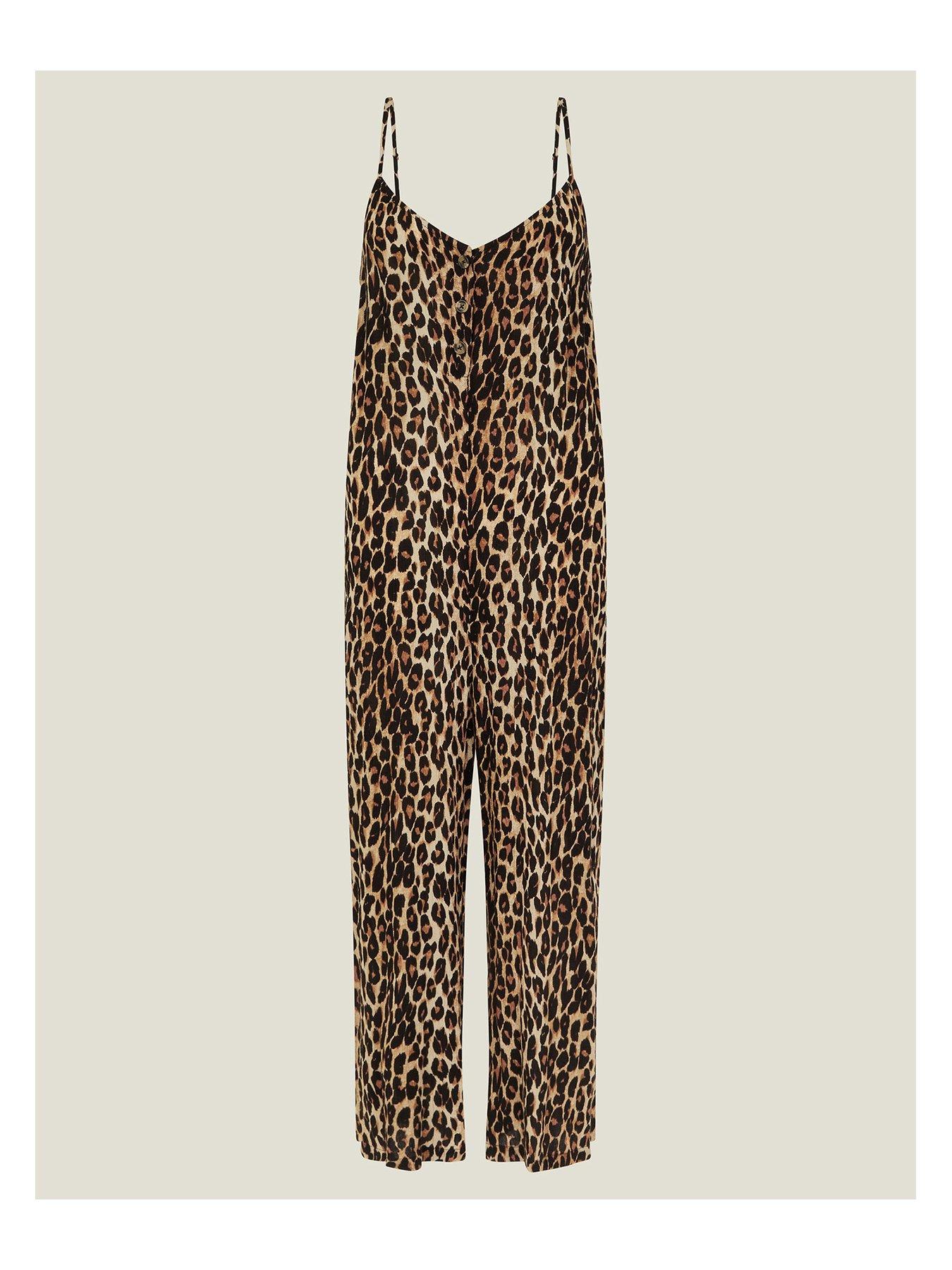 accessorize-leopard-romperback