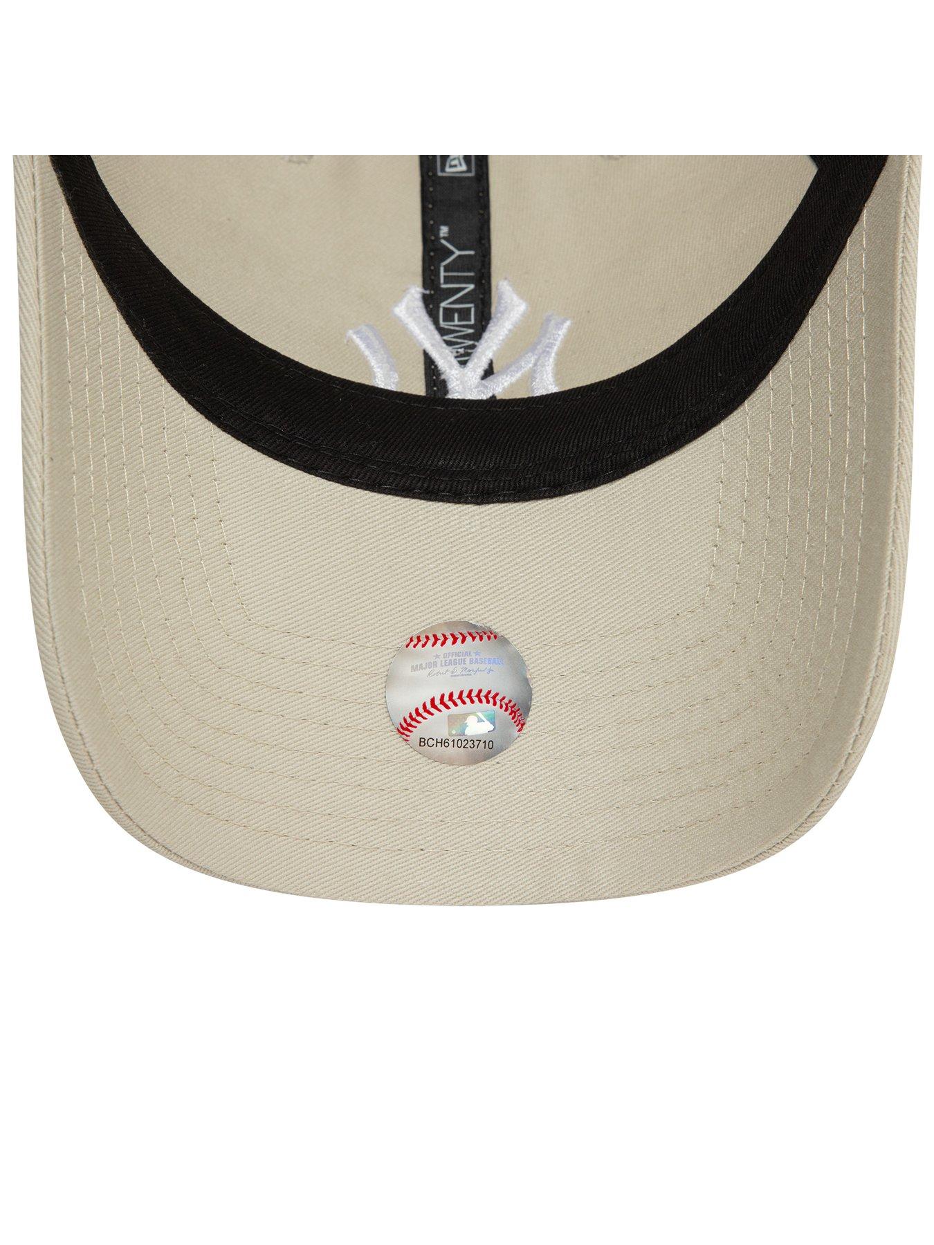 new-era-unisex-new-york-yankees-league-essentials-9twenty-cap-beigedetail