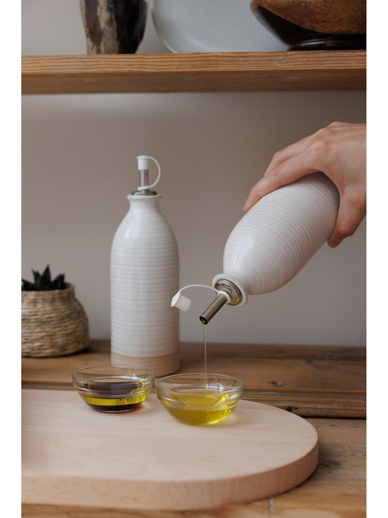 kitchencraft-idilica-stoneware-oil-and-vinegar-bottle-setback