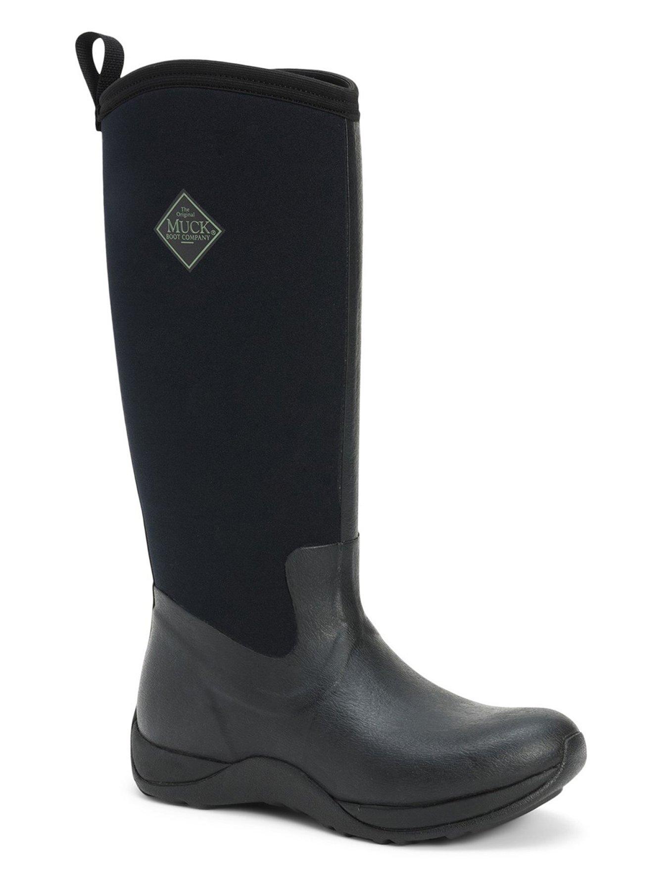 muck-boots-ladies-arctic-adventure-blackstillFront