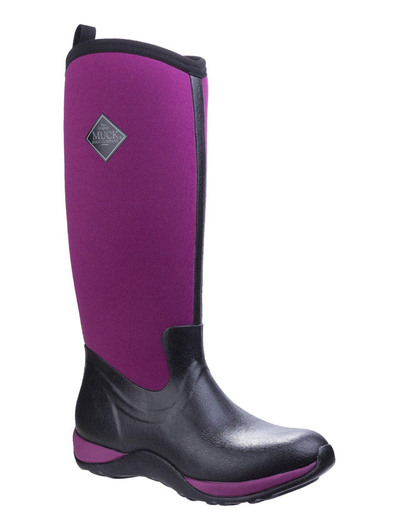 muck-boots-ladies-arctic-adventure-blackstillFront