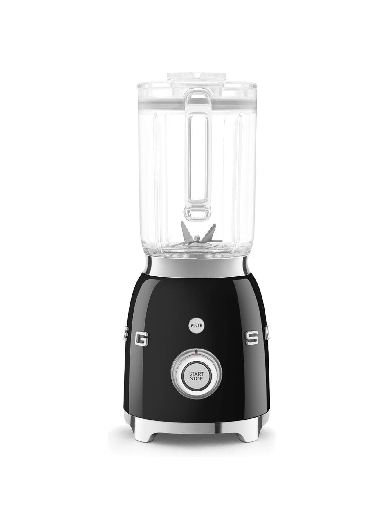 smeg-blf03-retro-style-jug-blender-15-litre-800w-blackstillFront