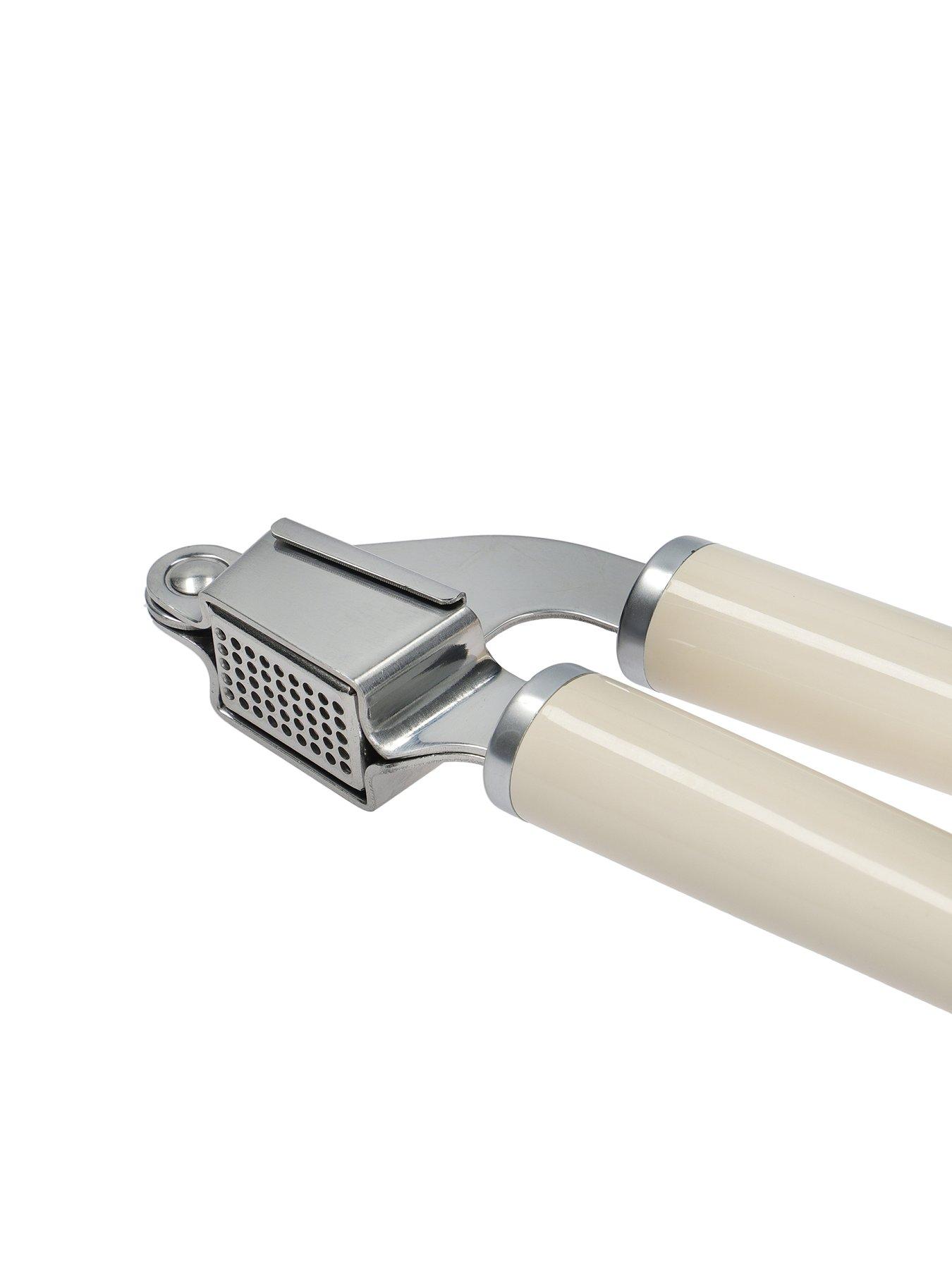 kitchenaid-stainless-steel-garlic-press-almond-creamoutfit