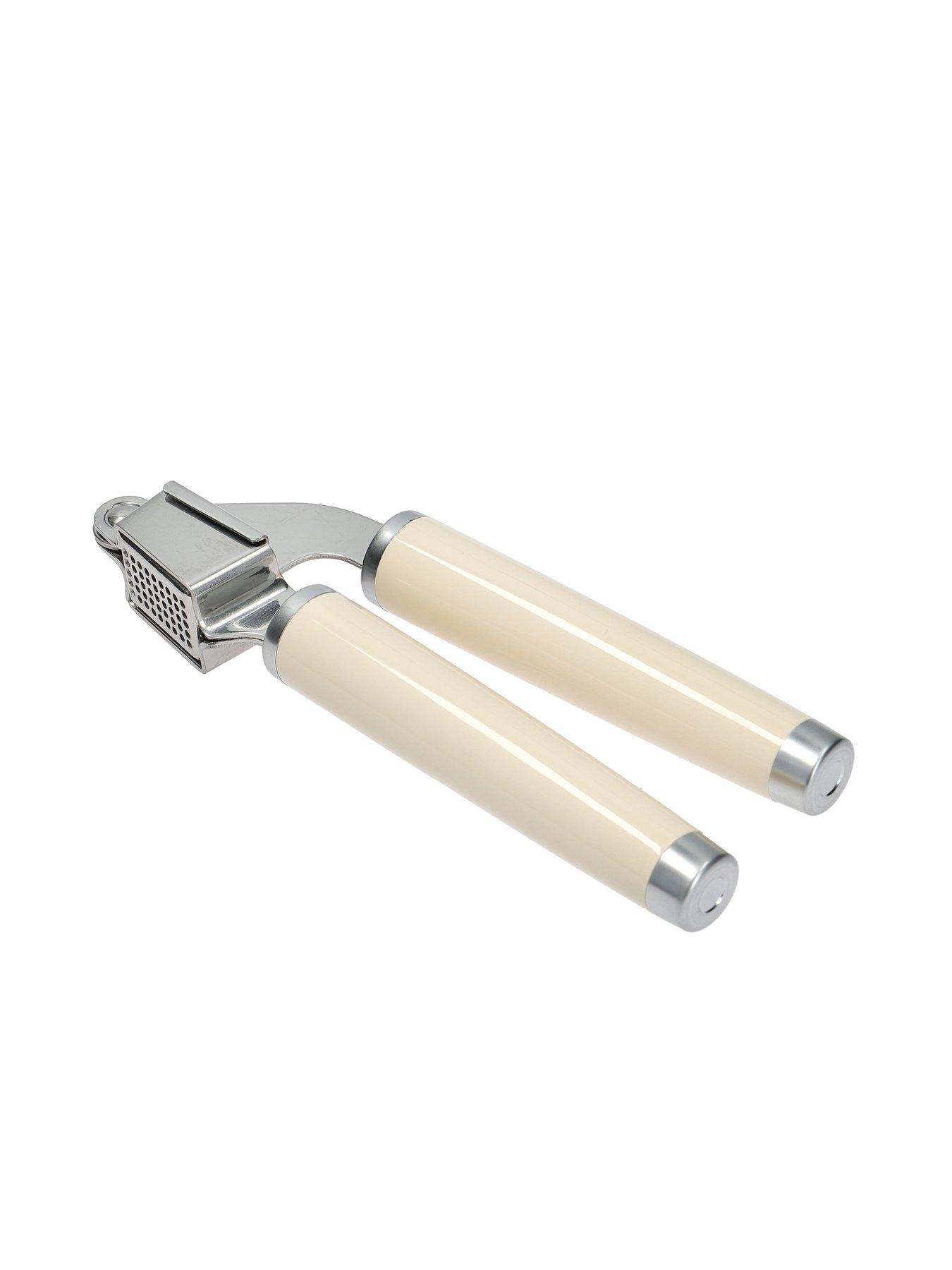 kitchenaid-stainless-steel-garlic-press-almond-creamdetail