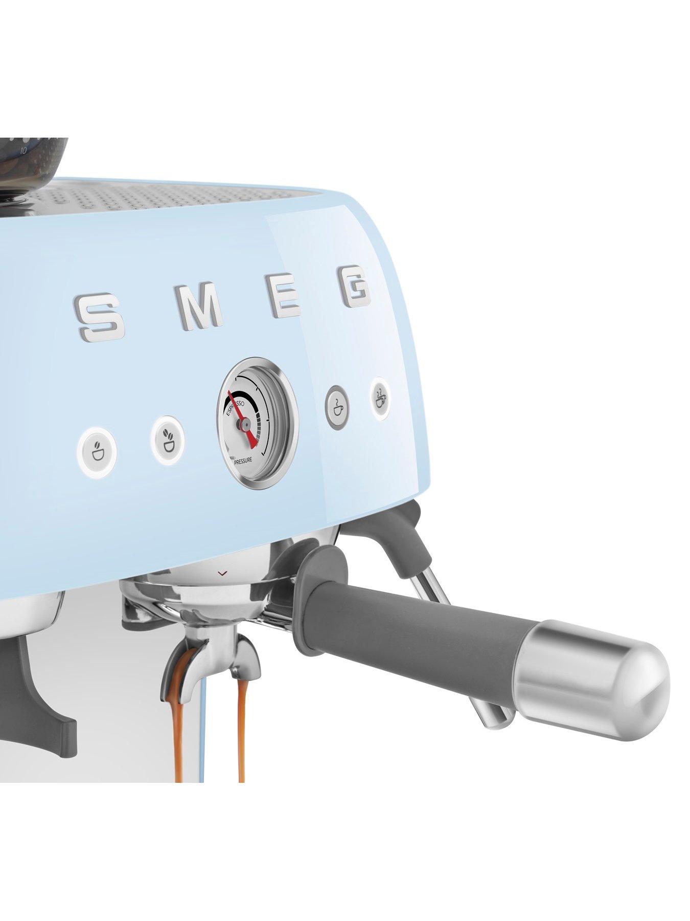 Image 4 of 7 of Smeg EGF03 Retro Style Espresso Coffee Machine with Grinder, 2.4L, 1650W - Pastel Blue