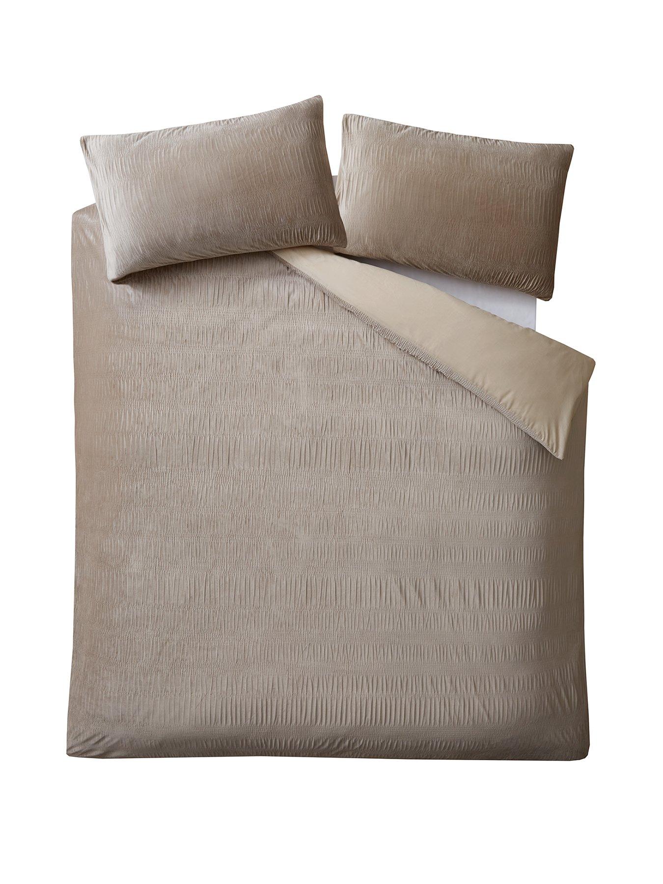 very-home-ribbed-pleated-velvet-duvet-cover-set-champagnestillFront