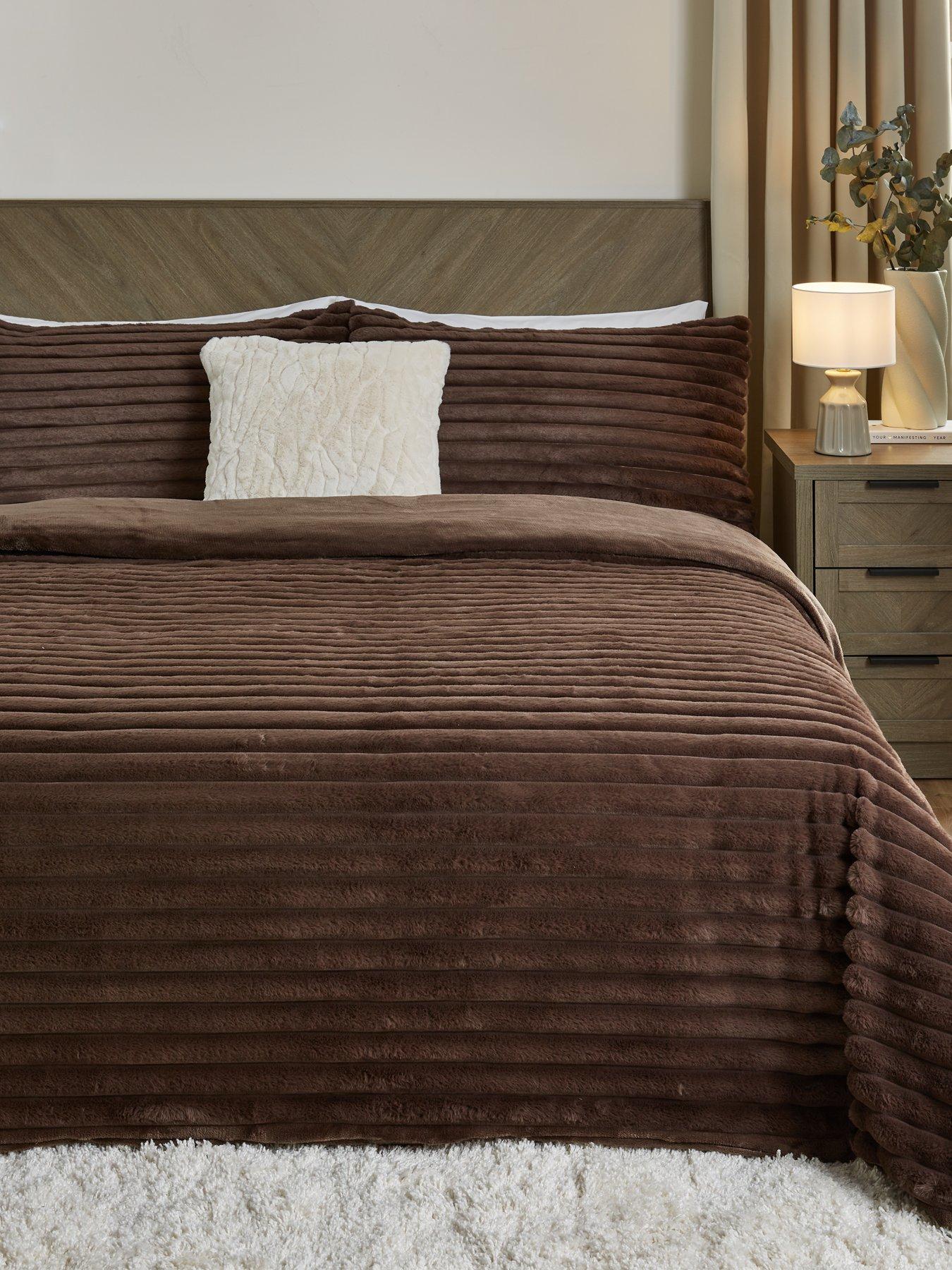 very-home-cosy-ribbed-faux-fur-duvet-cover-set