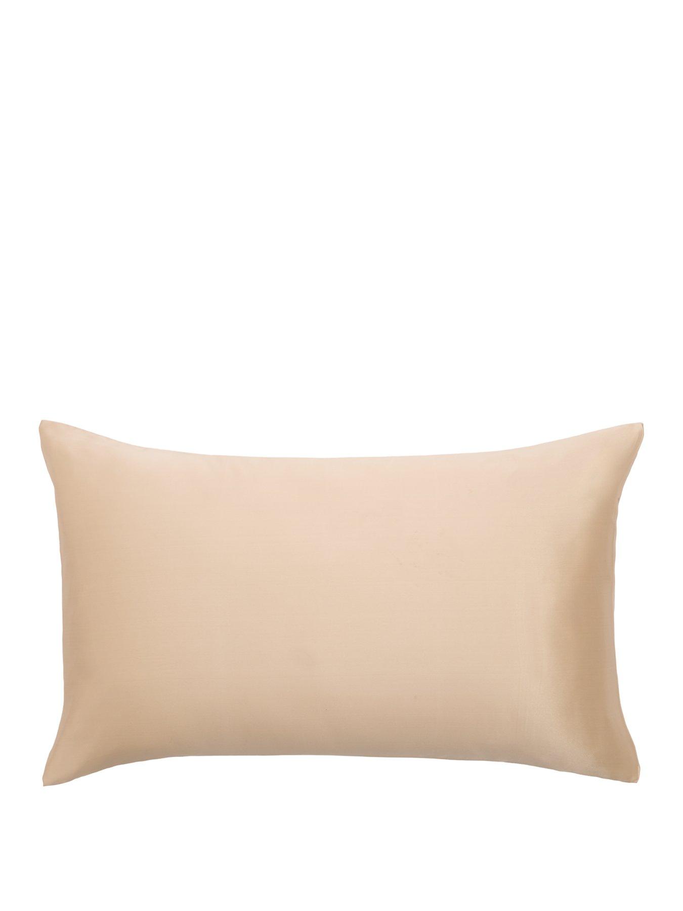 Image 2 of 5 of The Very Collection Mulberry Silk Pillowcase