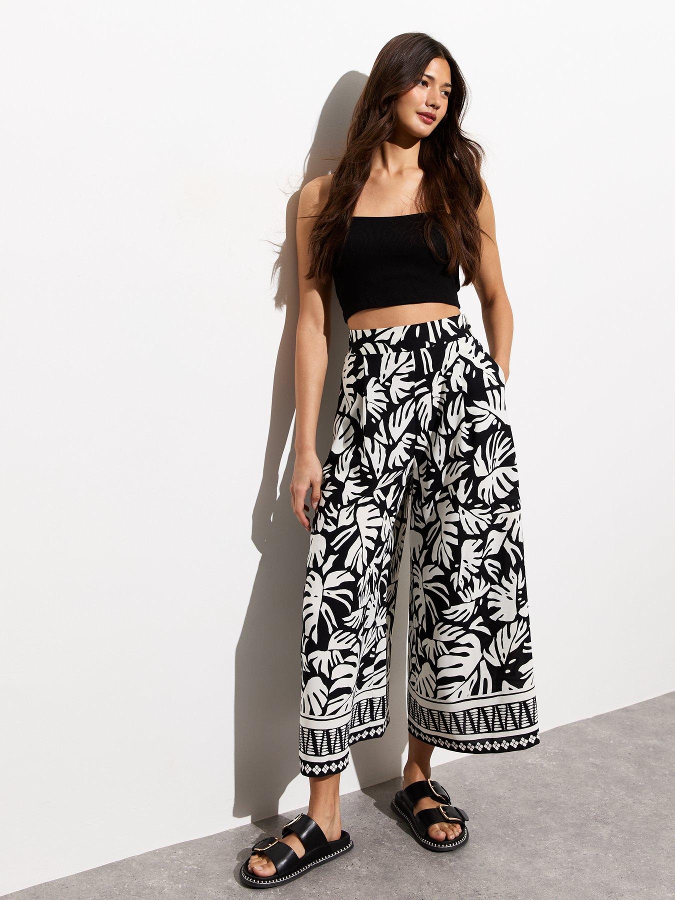 new-look-black-leaf-print-crop-wide-leg-trousers